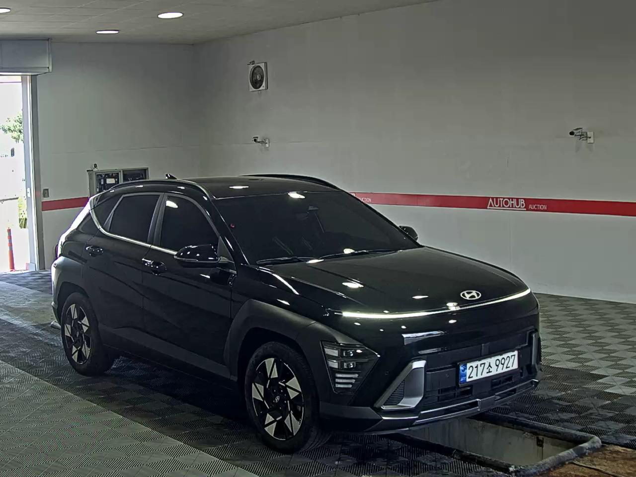Hyundai Kona 2023 - Image 2