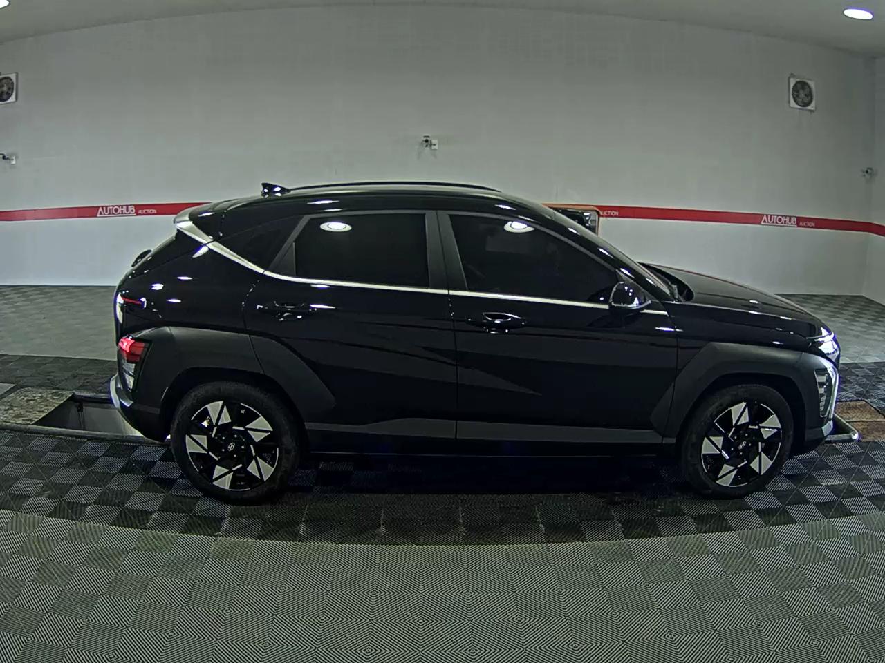 Hyundai Kona 2023 - Image 3
