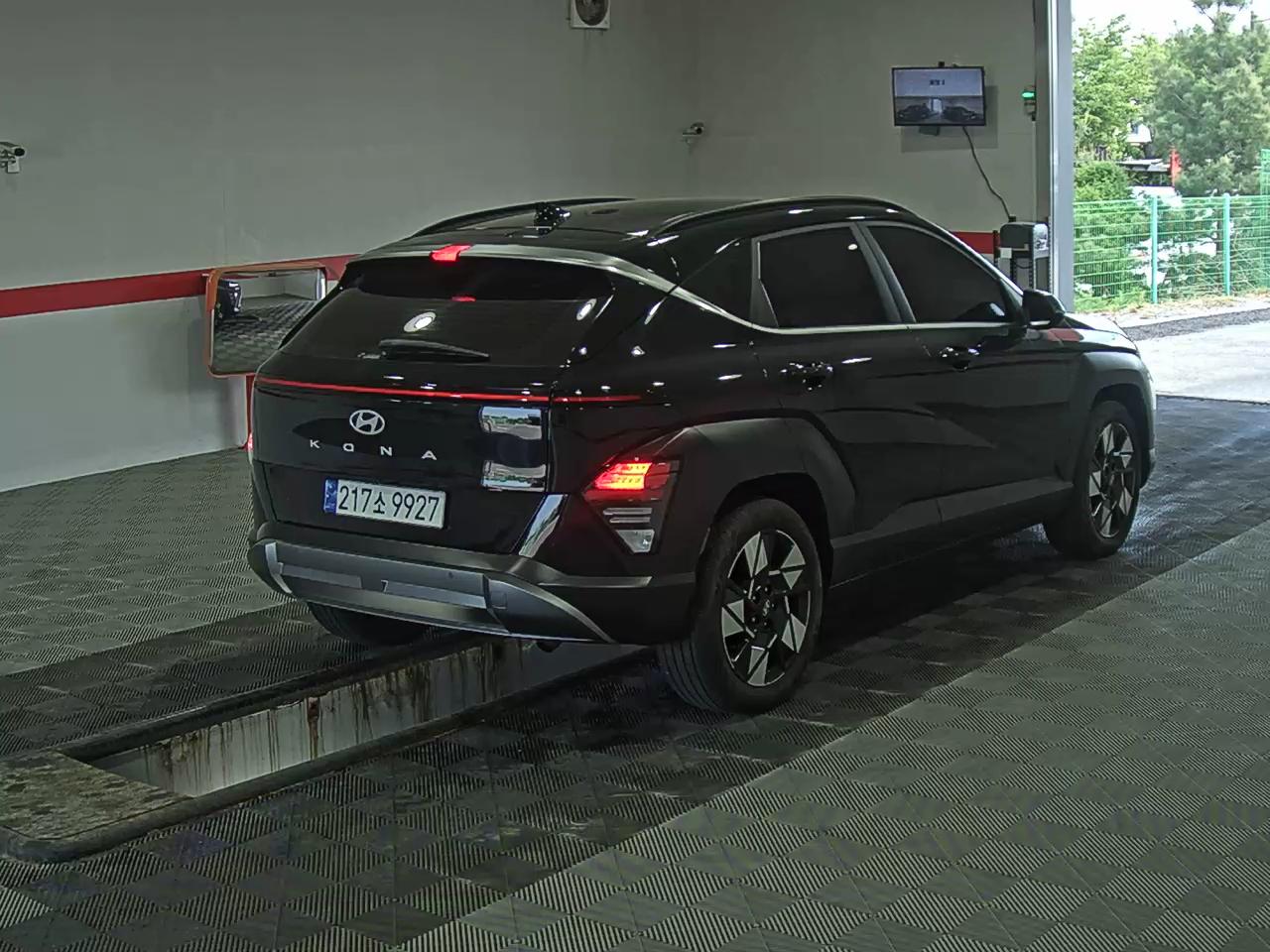 Hyundai Kona 2023 - Image 4