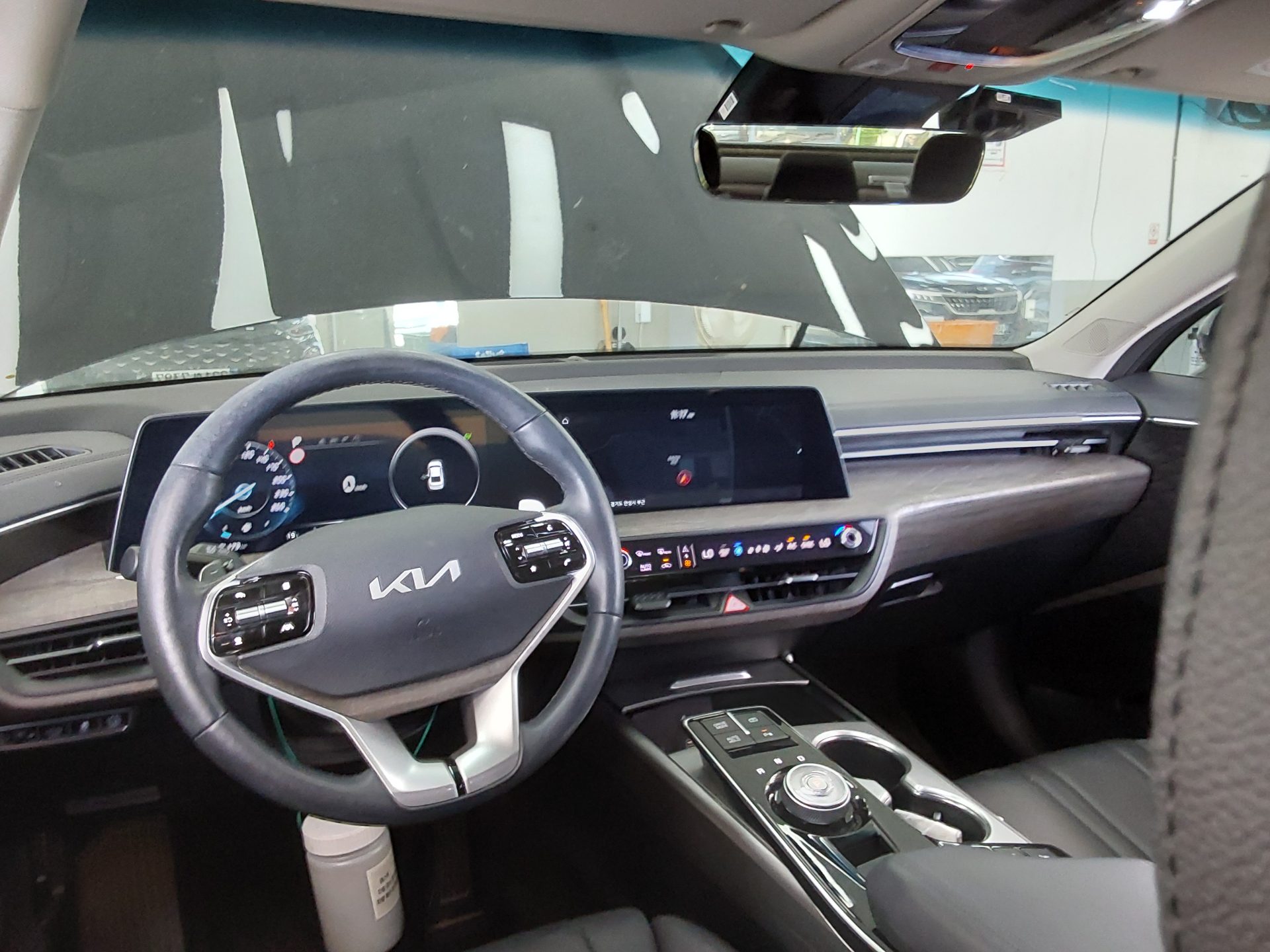 Kia K8 2024 - Image 11