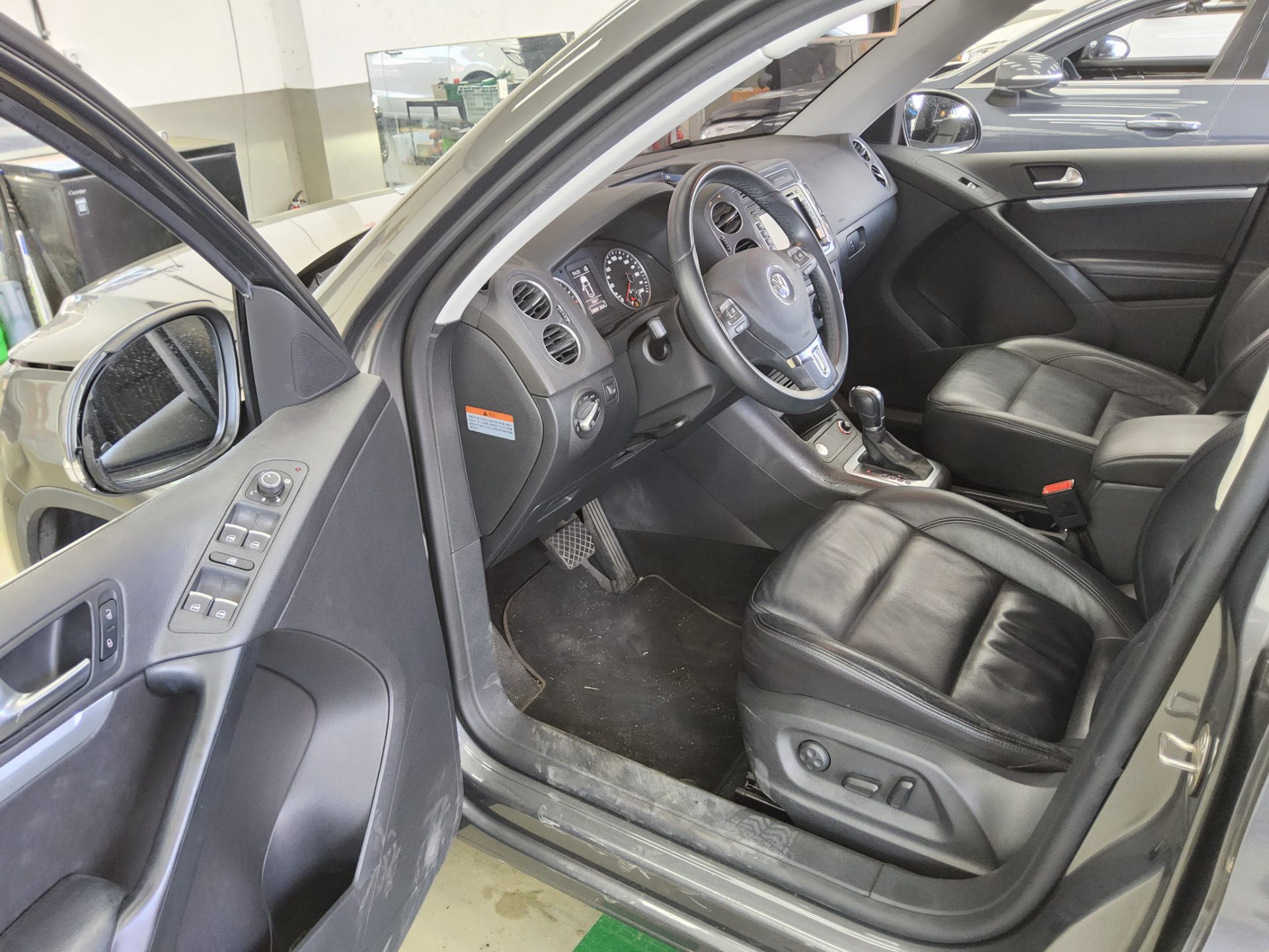 Volkswagen Tiguan 2016 - Image 9