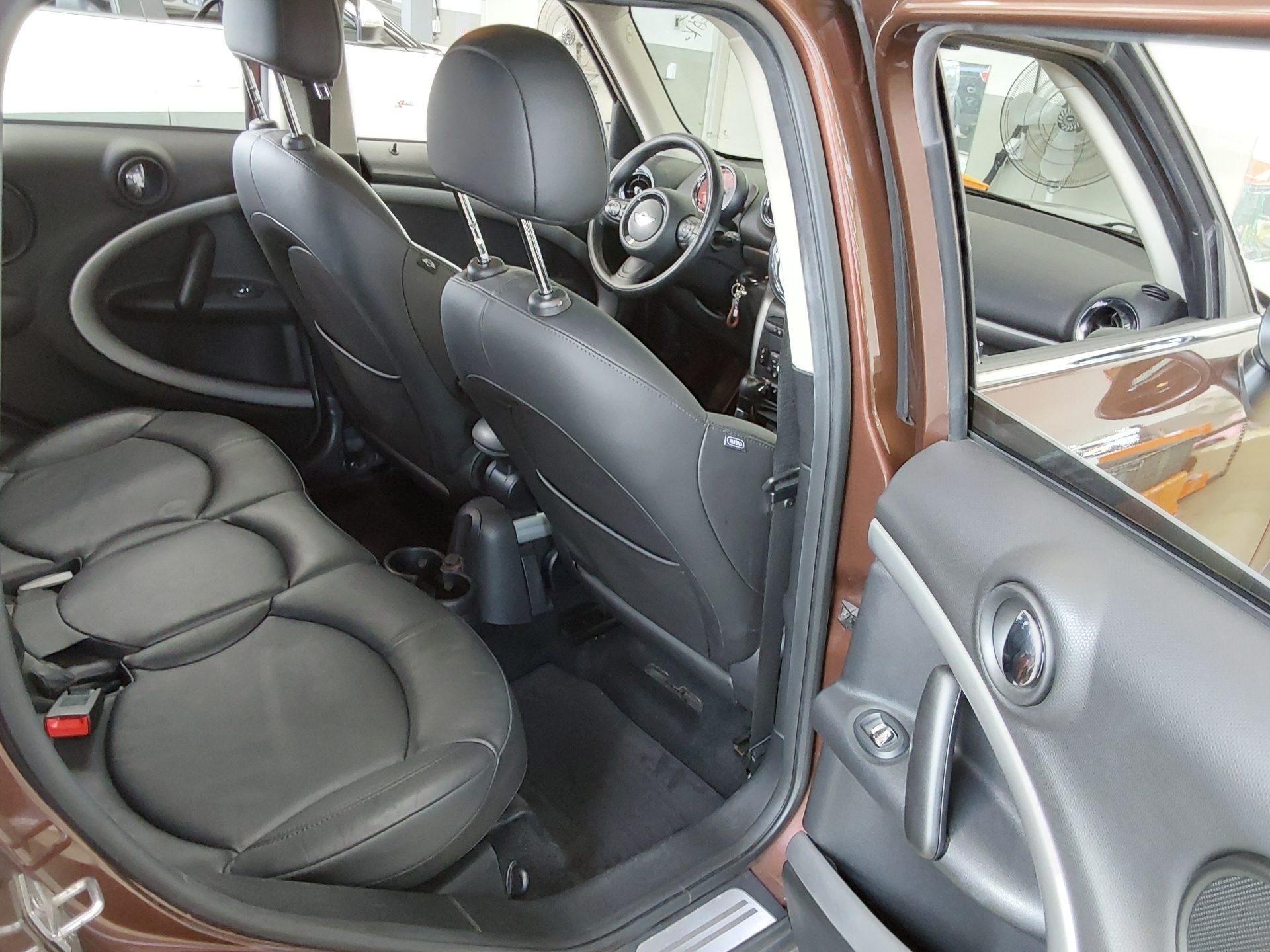 BMW MINI 2015 - Image 13