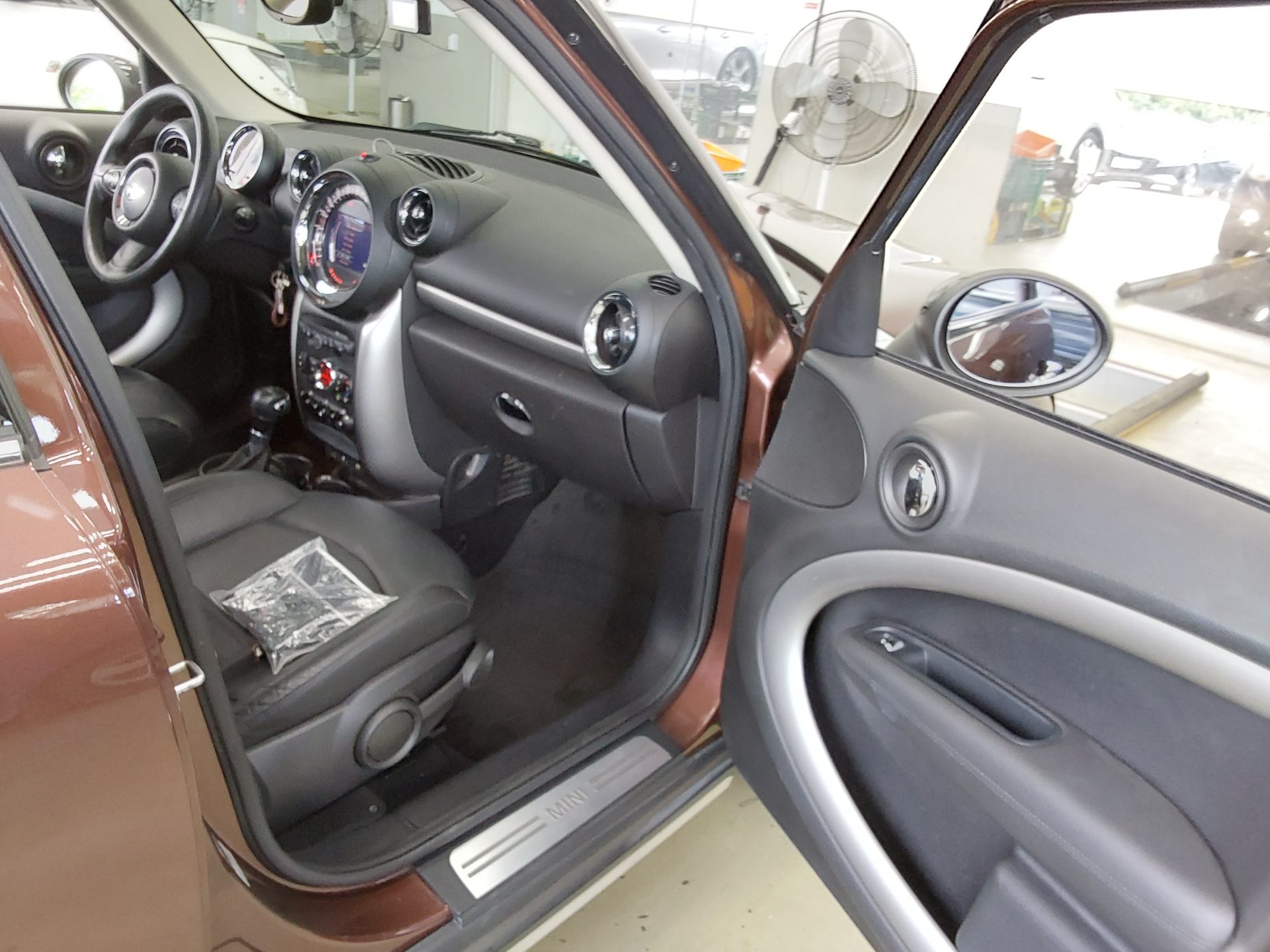 BMW MINI 2015 - Image 14