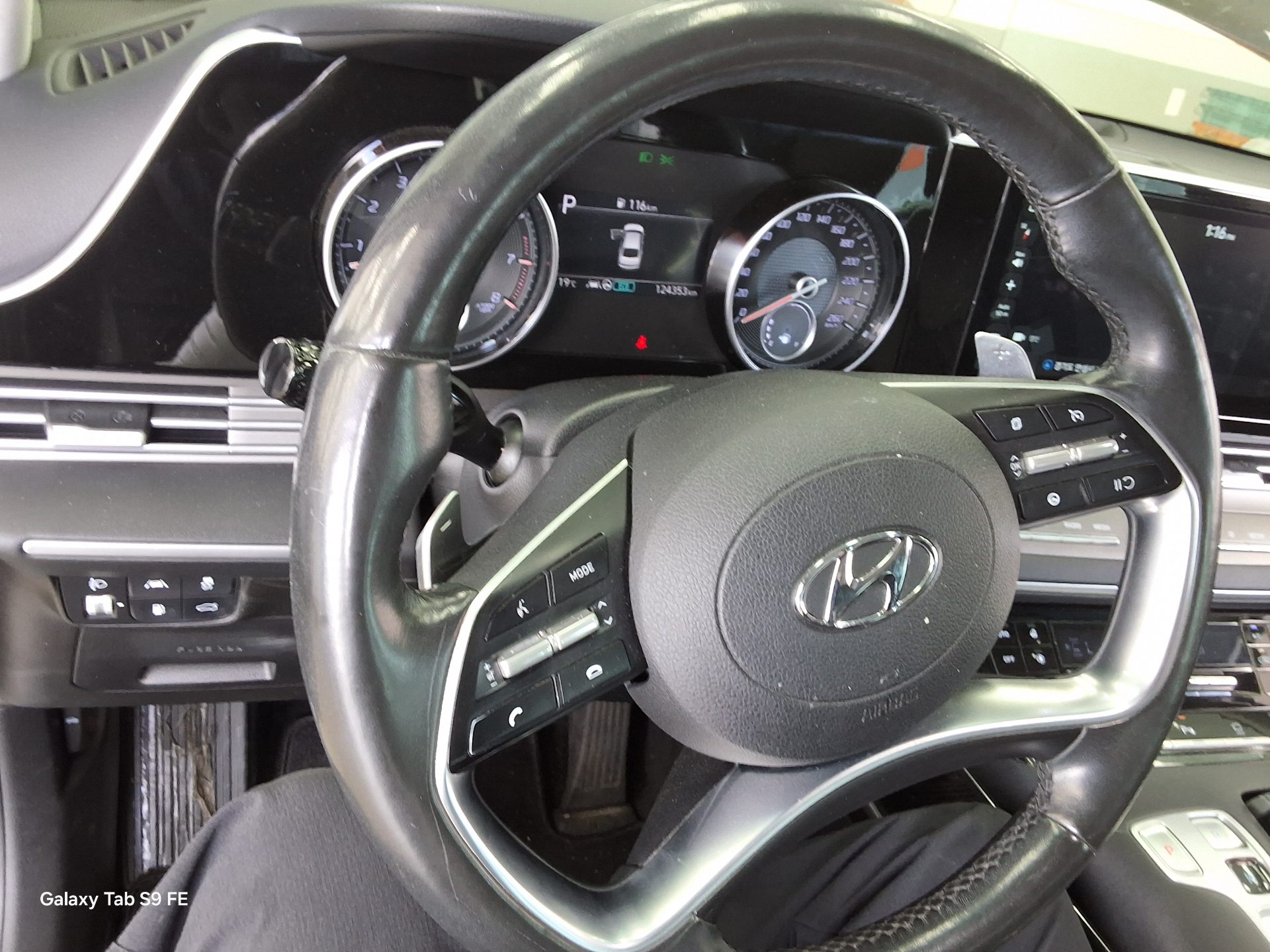 Hyundai Grandeur 2020 - Image 17
