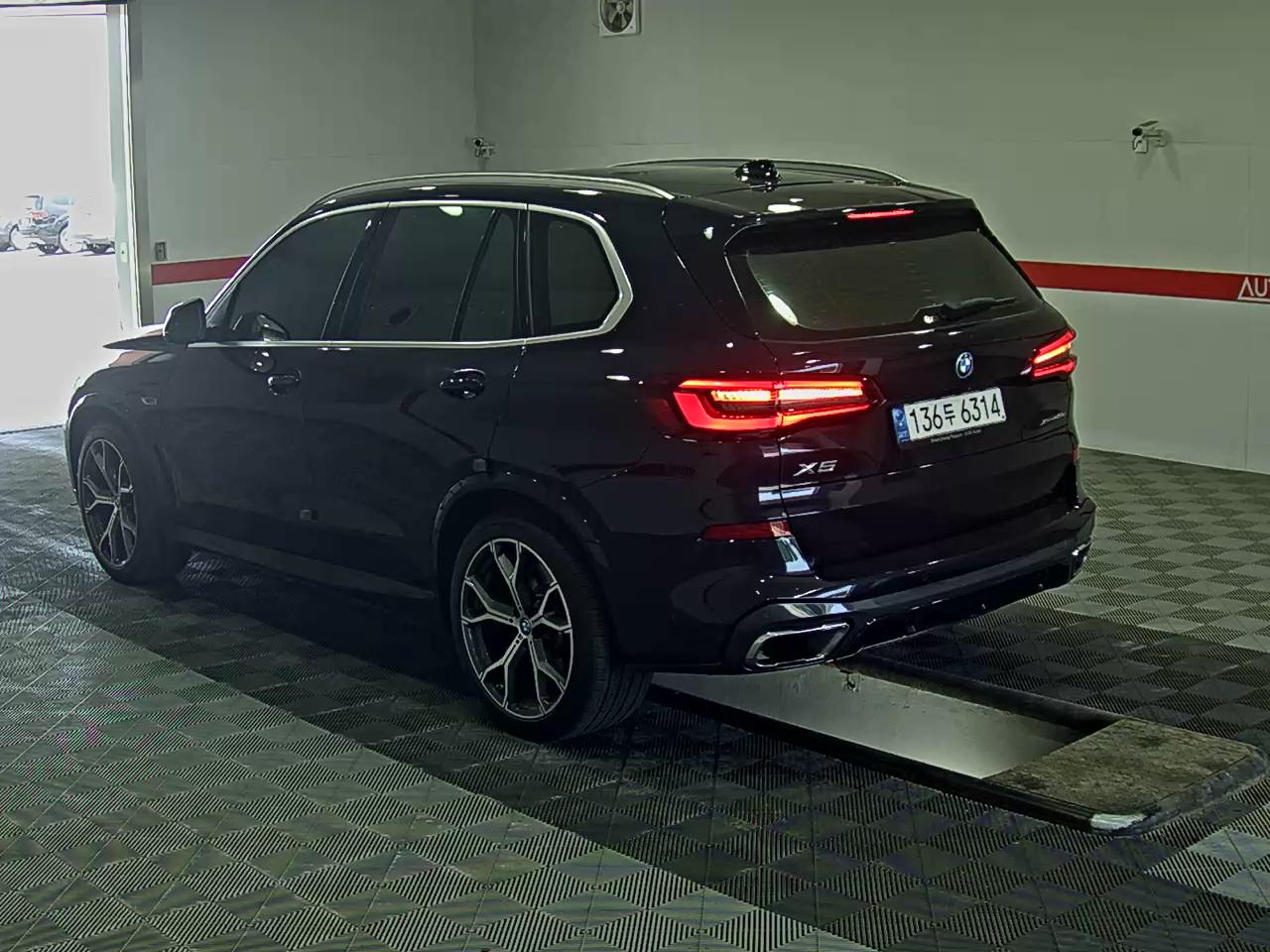 بي إم دبليو X5 2022 - صورة 5