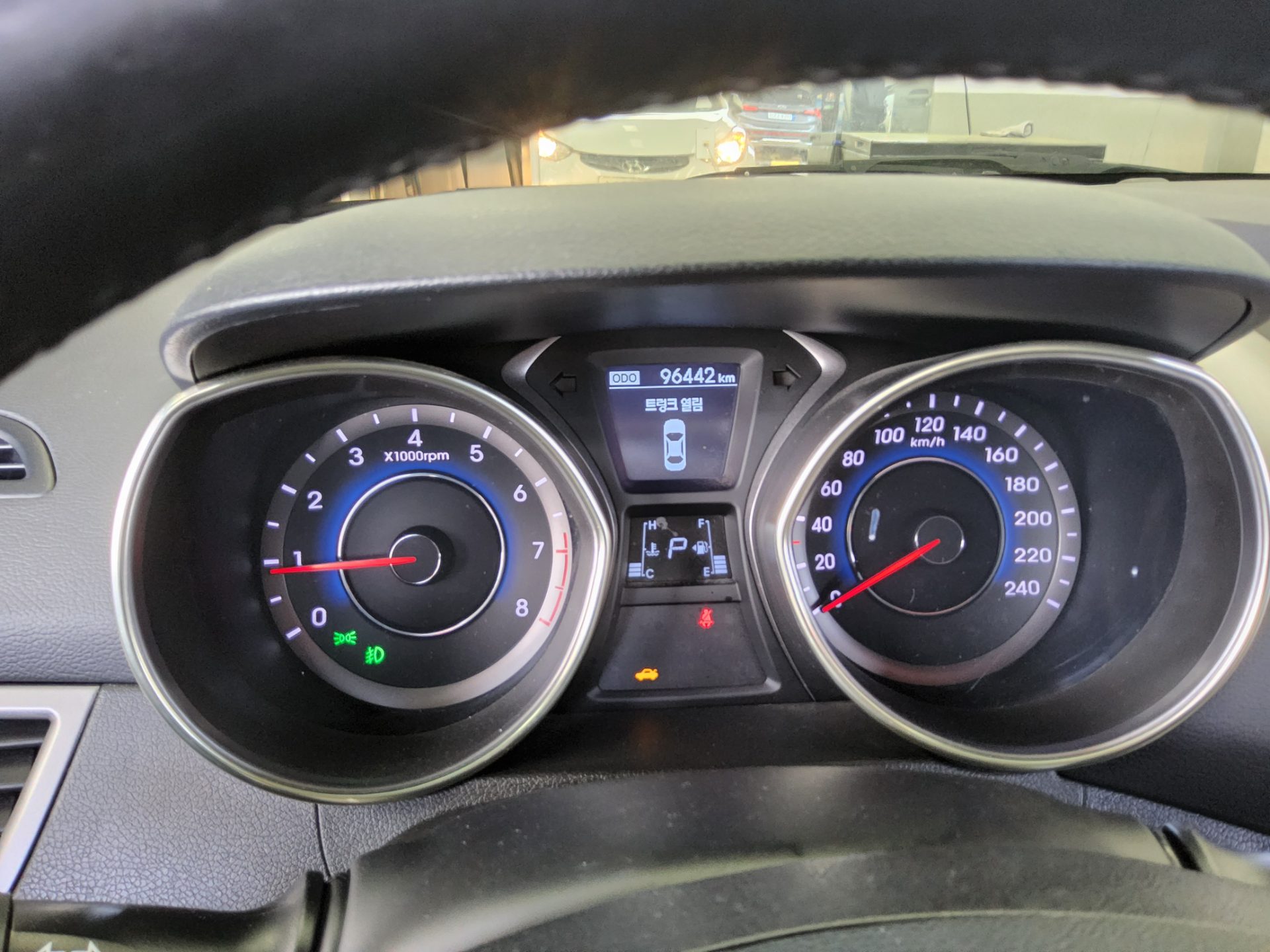 Hyundai Elantra 2013 - Image 8