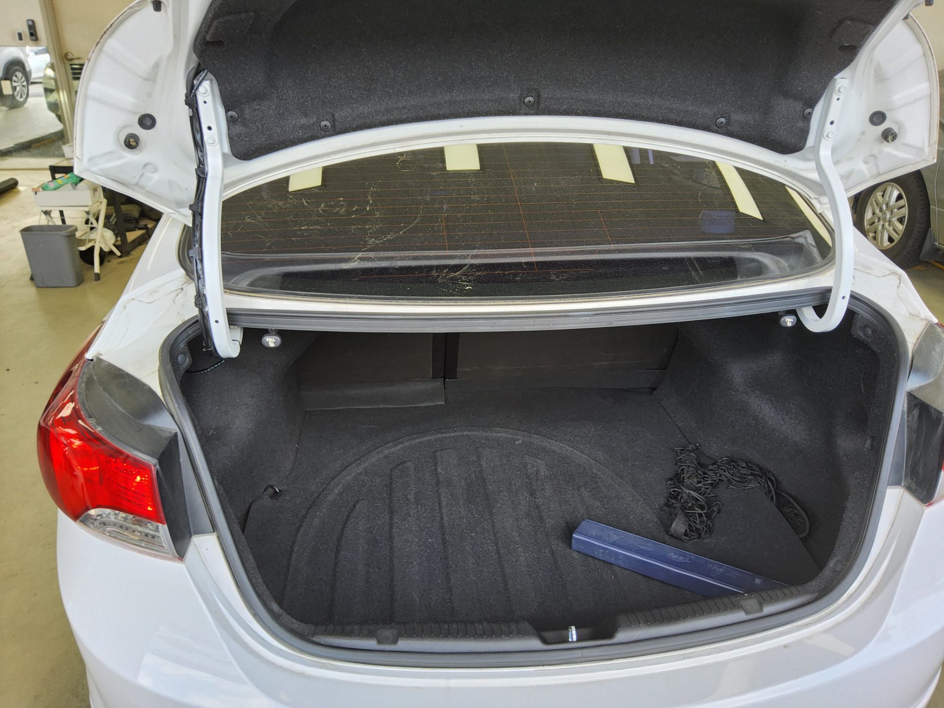 Hyundai Elantra 2013 - Image 14