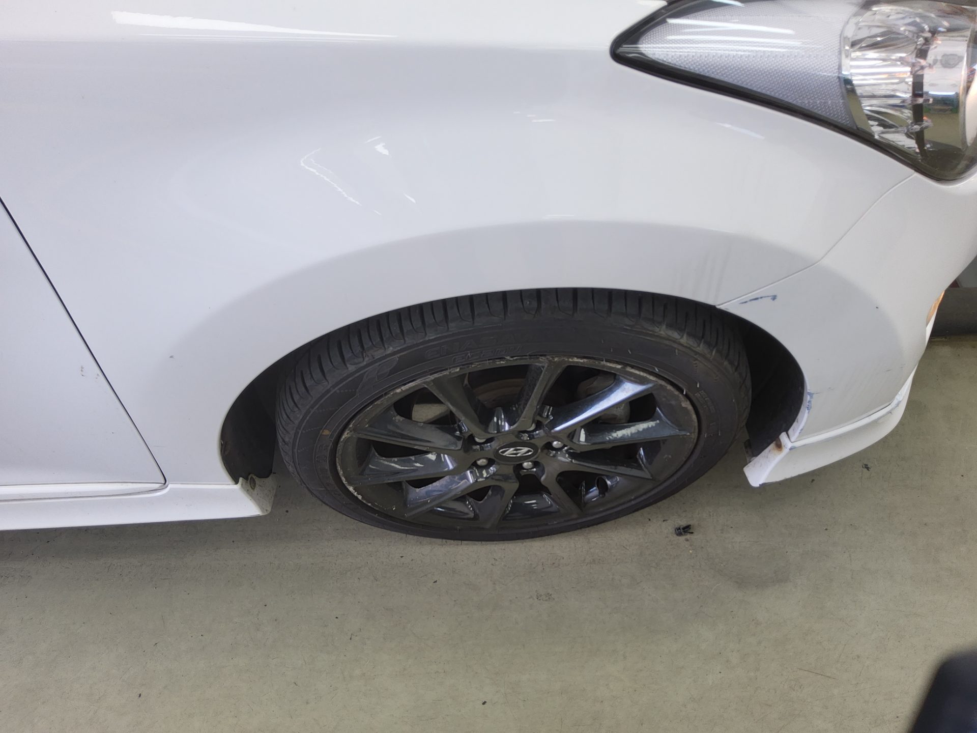Hyundai Elantra 2013 - Image 21