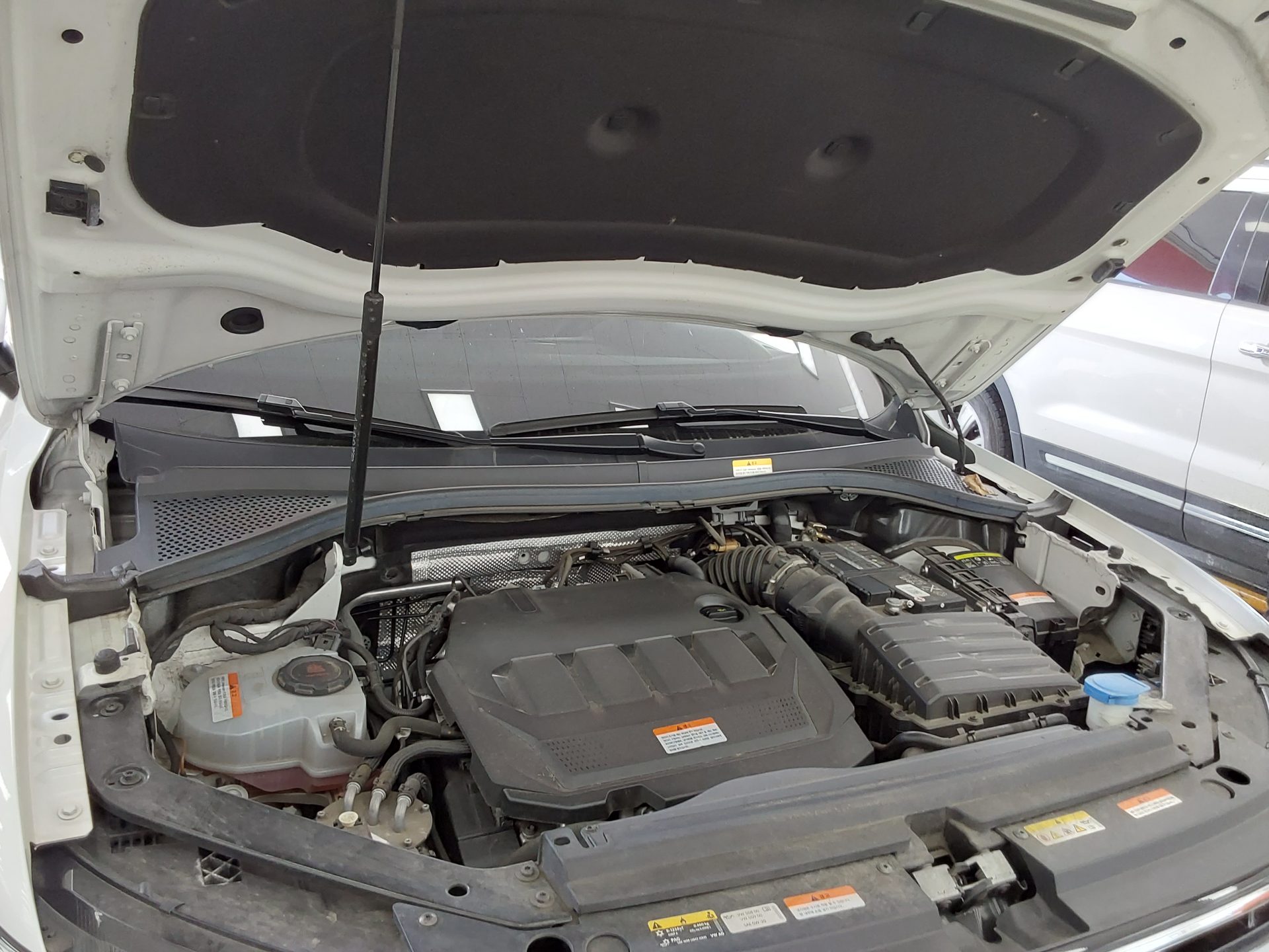 Volkswagen Tiguan 2023 - Image 19