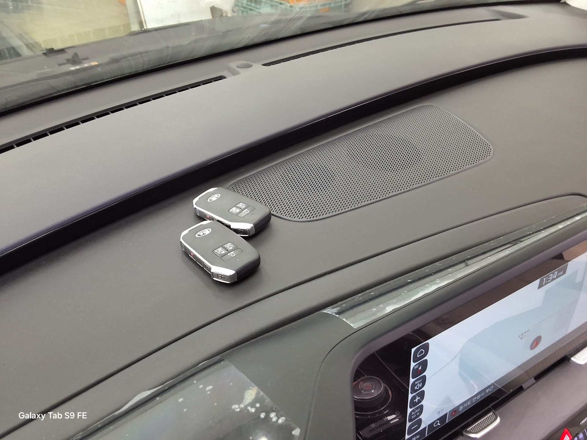 Kia SEDONA 2021 - Image 18