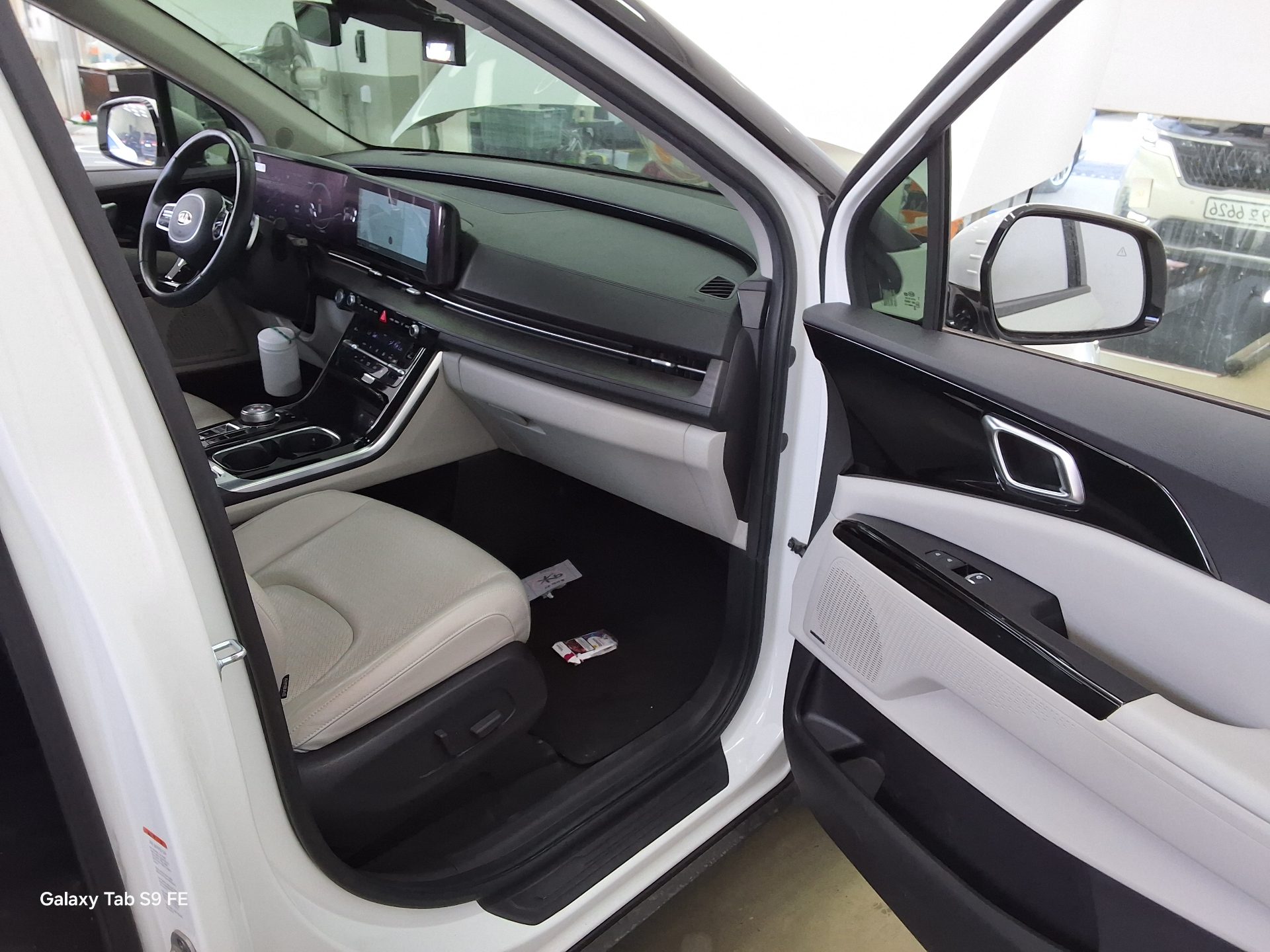 Kia SEDONA 2021 - Image 13