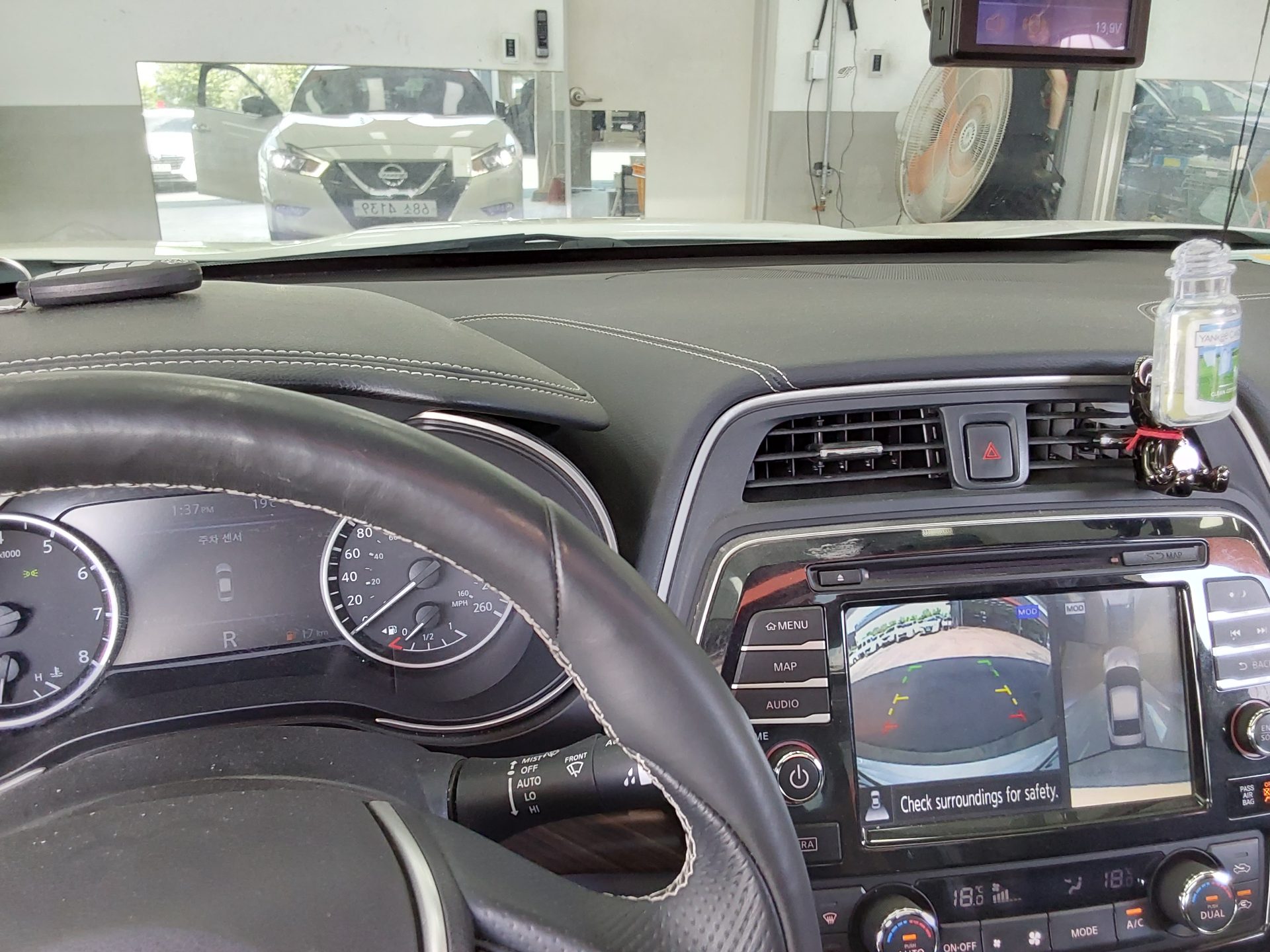 Nissan Maxima 2018 - Image 16