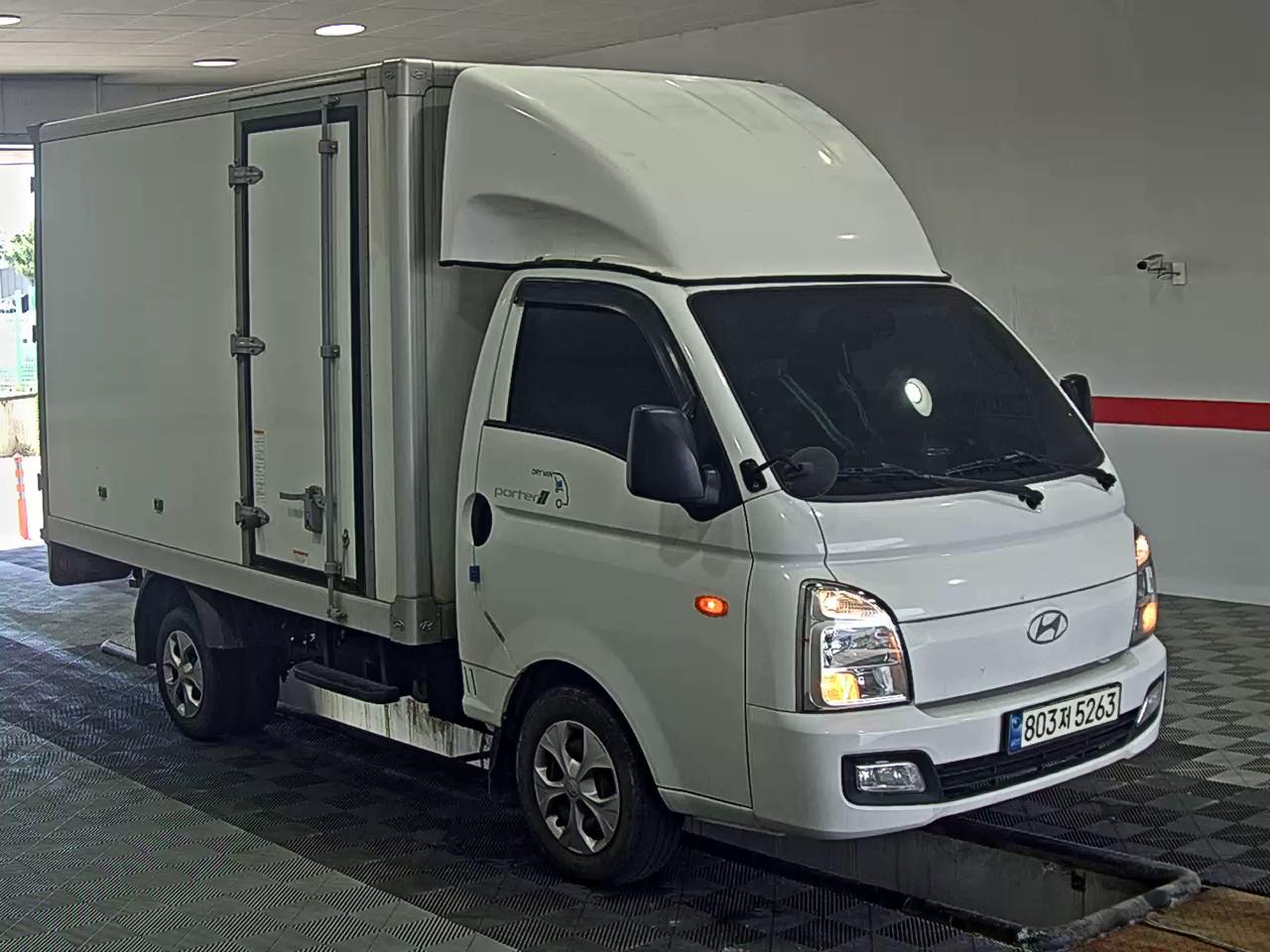 Hyundai Porter 2024 - Image 2
