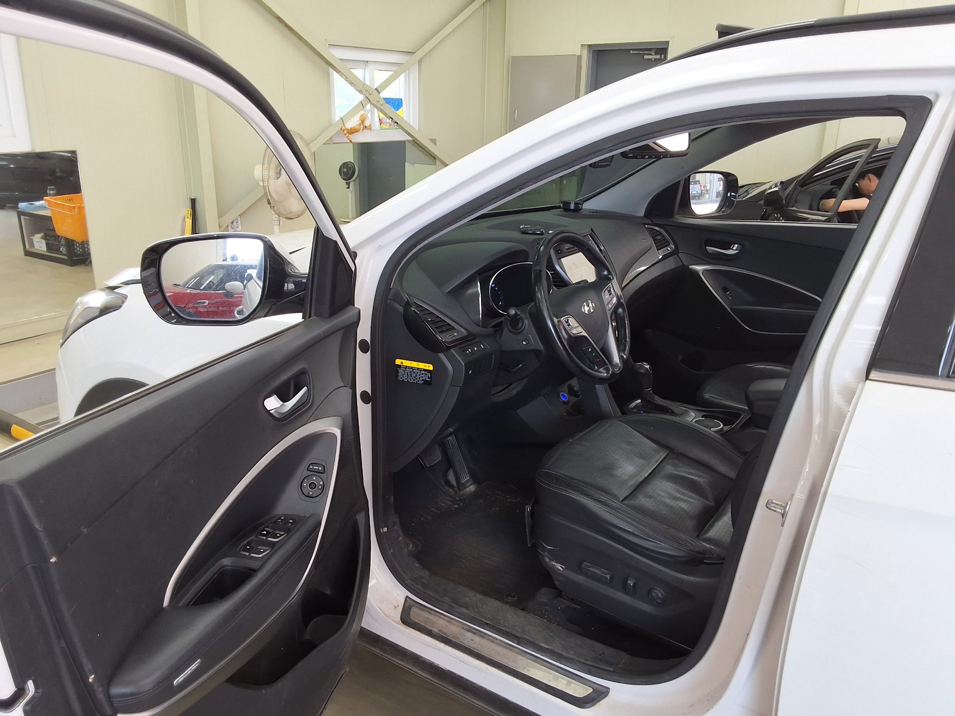 Hyundai Santa Fe 2013 - Image 9