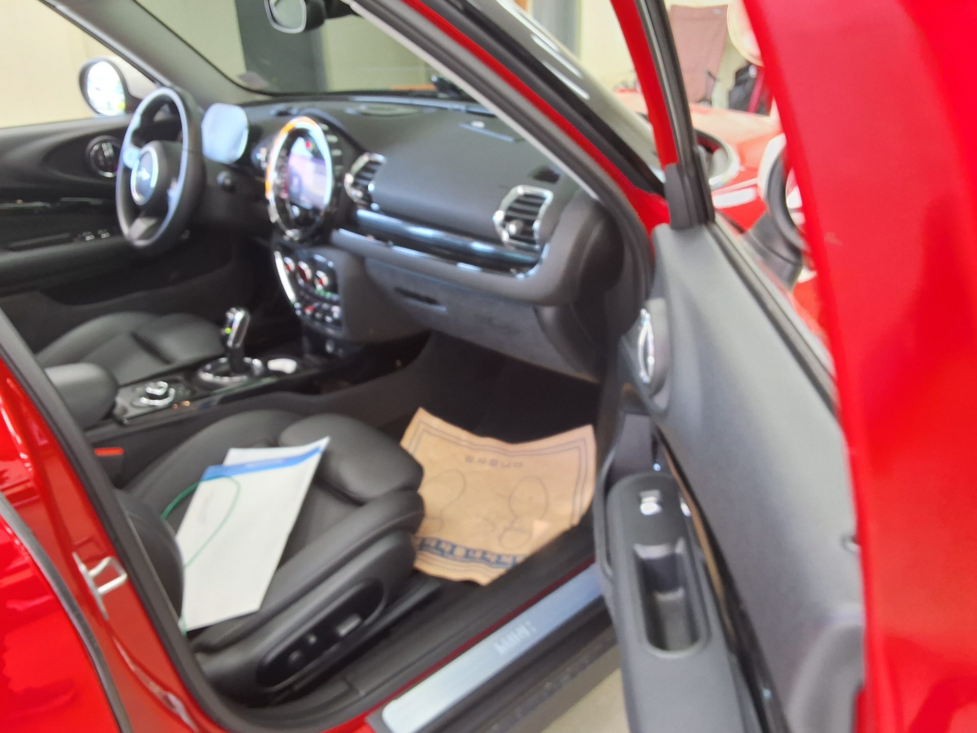 BMW MINI 2023 - Image 13