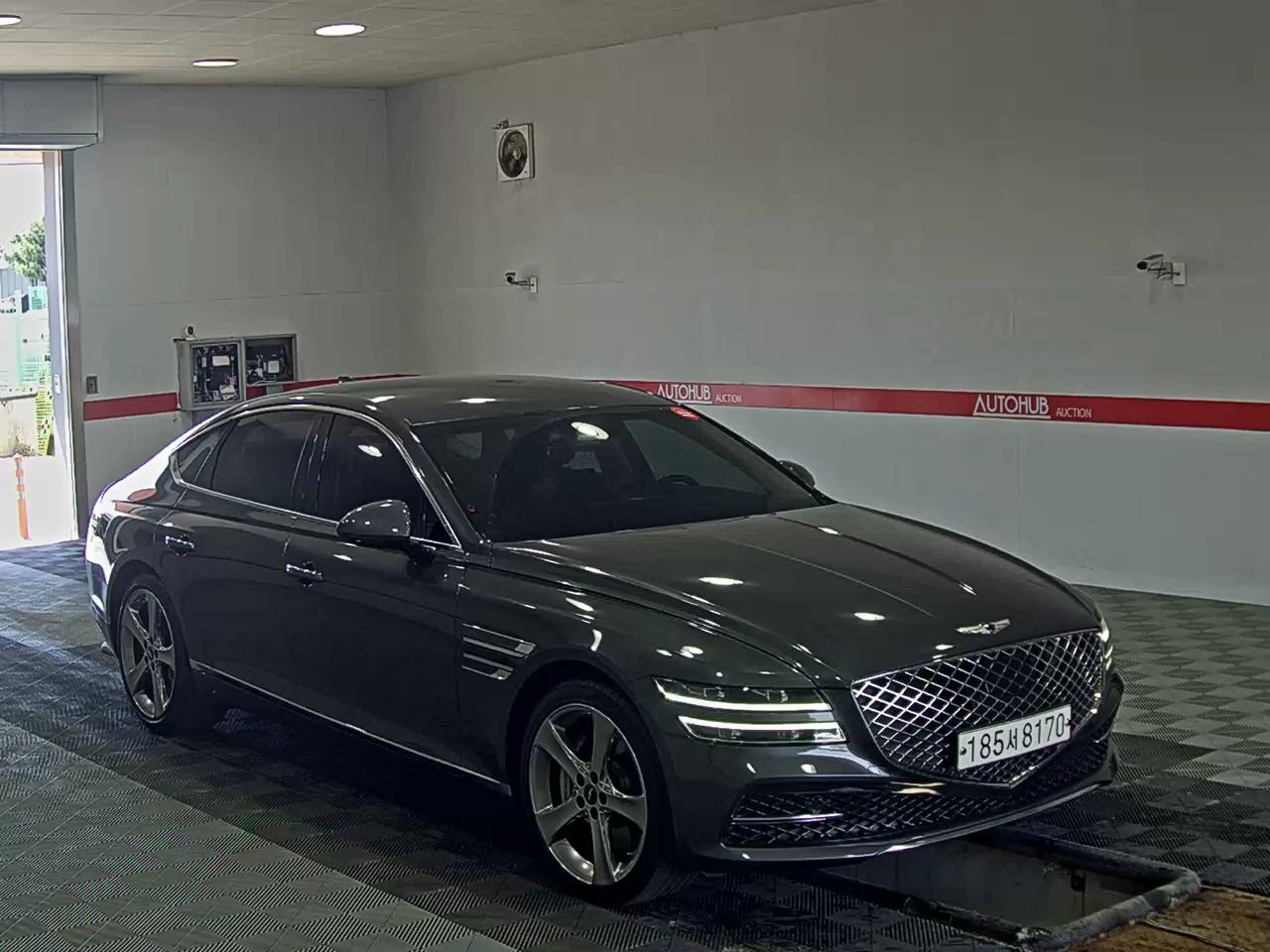 Hyundai Genesis 2021 - Image 2