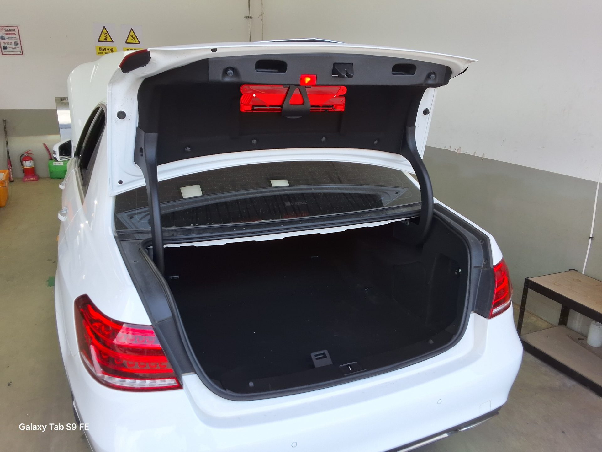 Mercedes-Benz E-Class 2014 - Image 14
