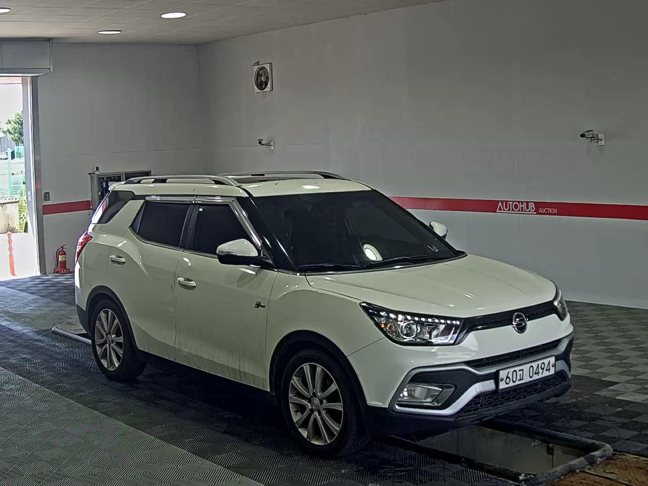 KG Mobility Tivoli 2016 - Image 2