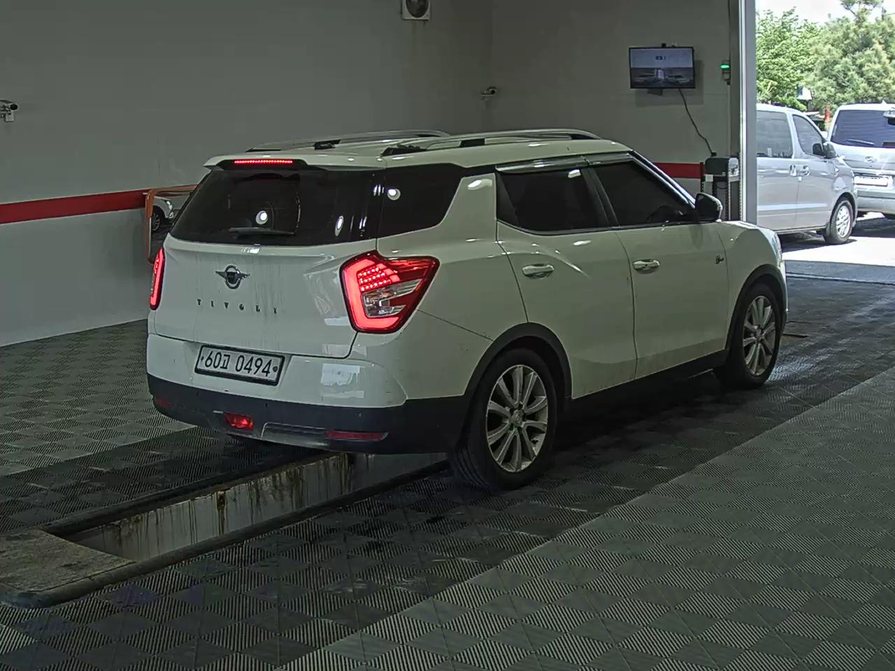 KG Mobility Tivoli 2016 - Image 4