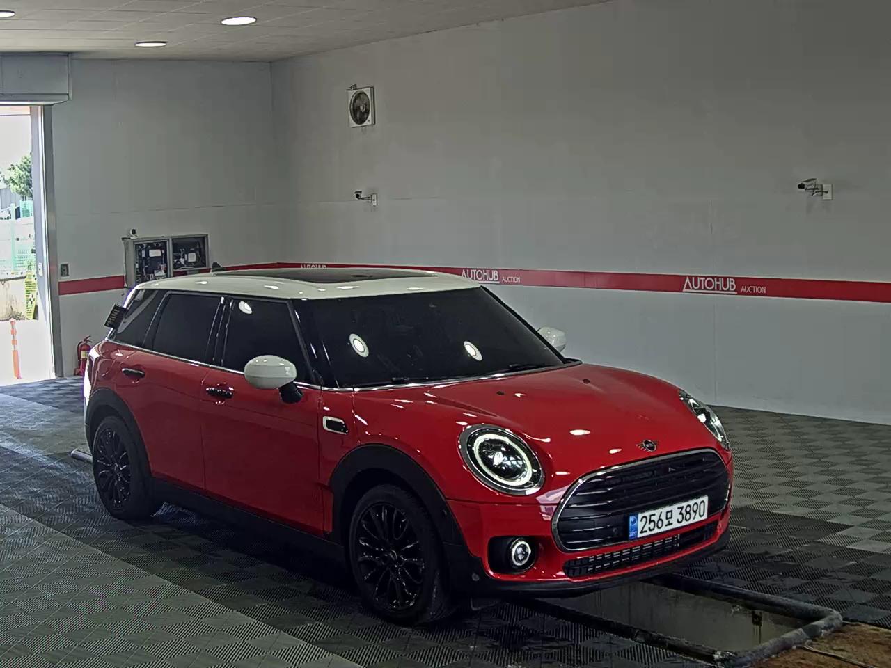 BMW MINI 2023 - Image 2