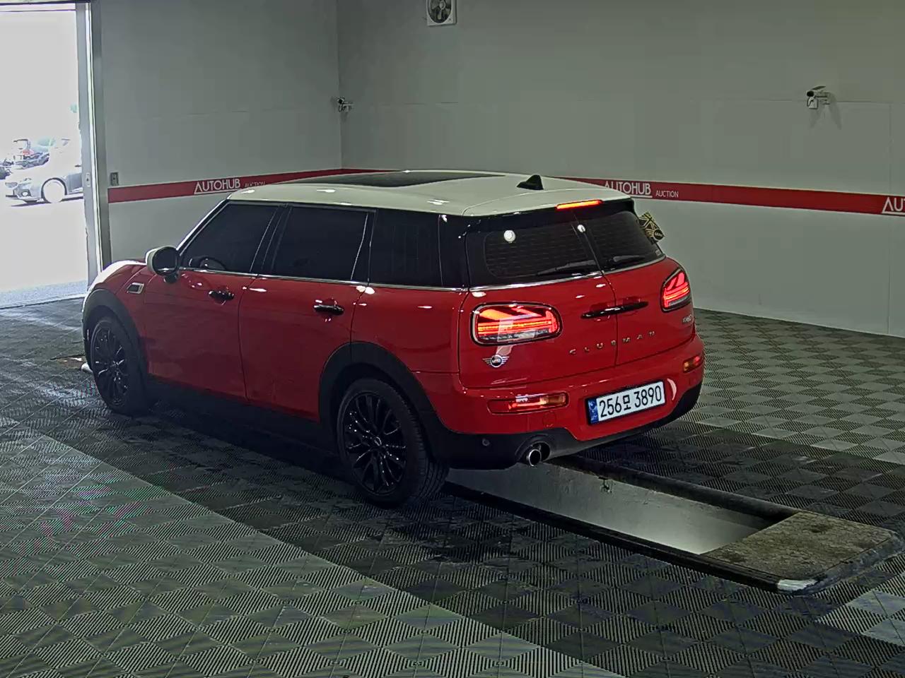 BMW MINI 2023 - Image 5