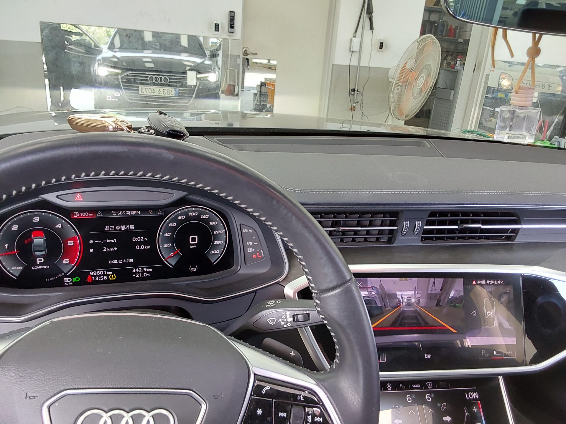Audi A6 2021 - Image 16