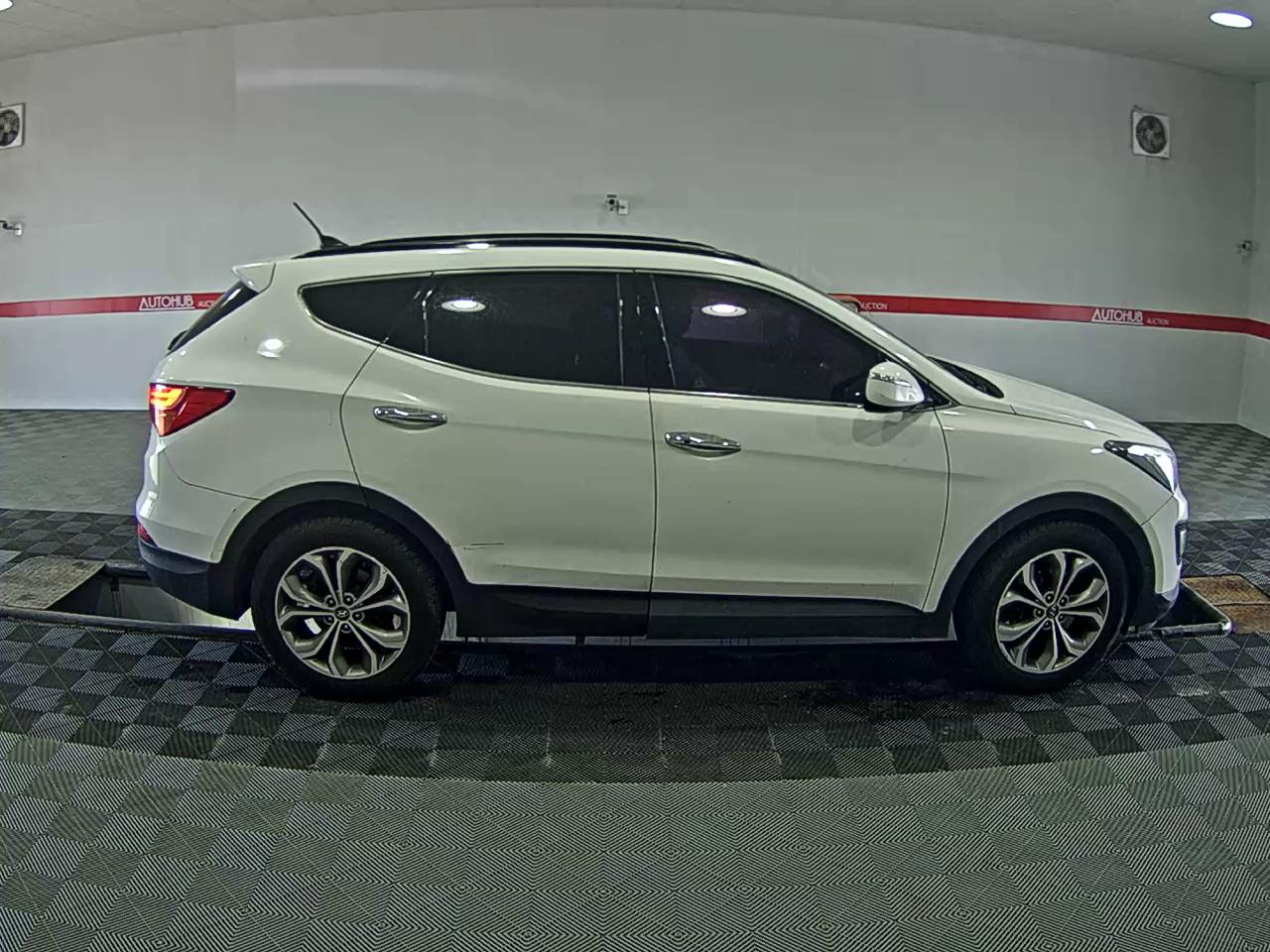 Hyundai Santa Fe 2013 - Image 3