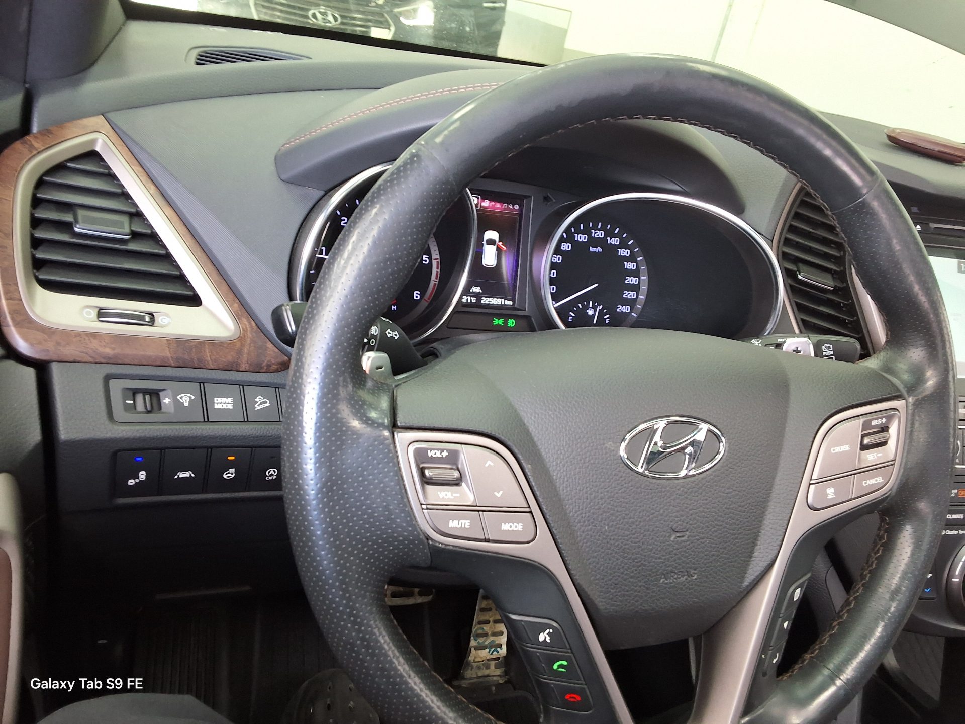 Hyundai MaxCruz 2017 - Image 16