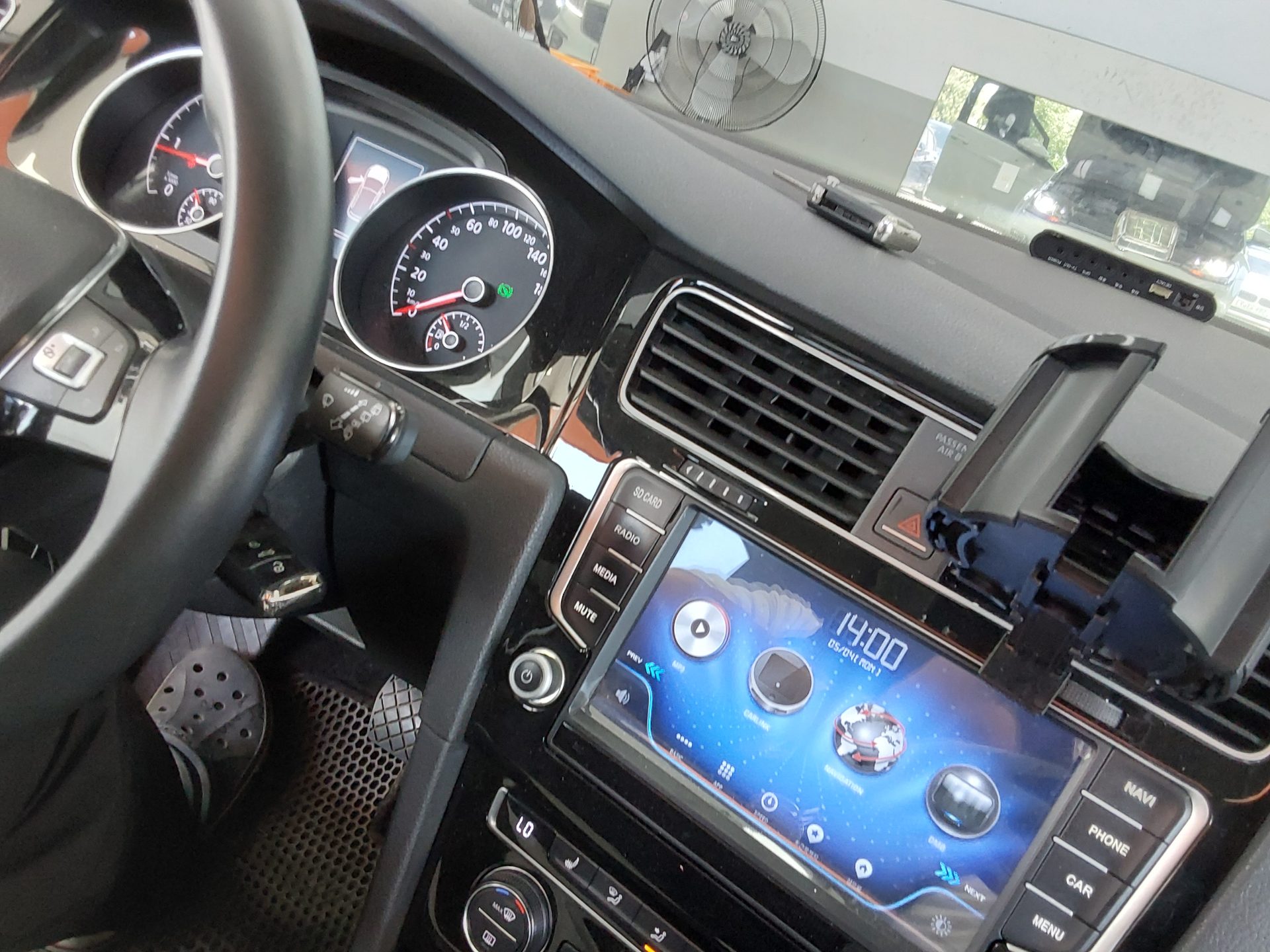 Volkswagen Golf 2015 - Image 17