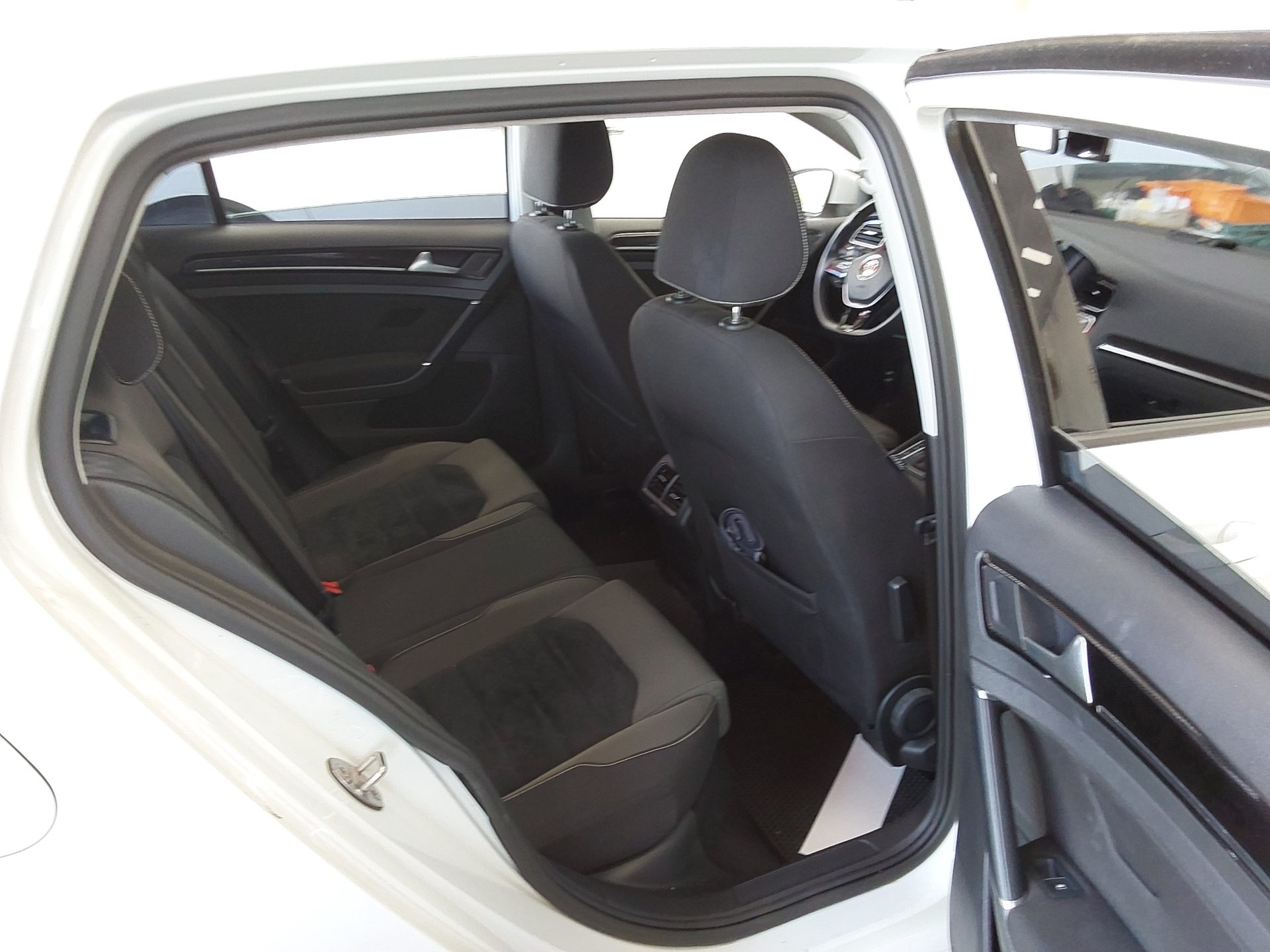 Volkswagen Golf 2015 - Image 13