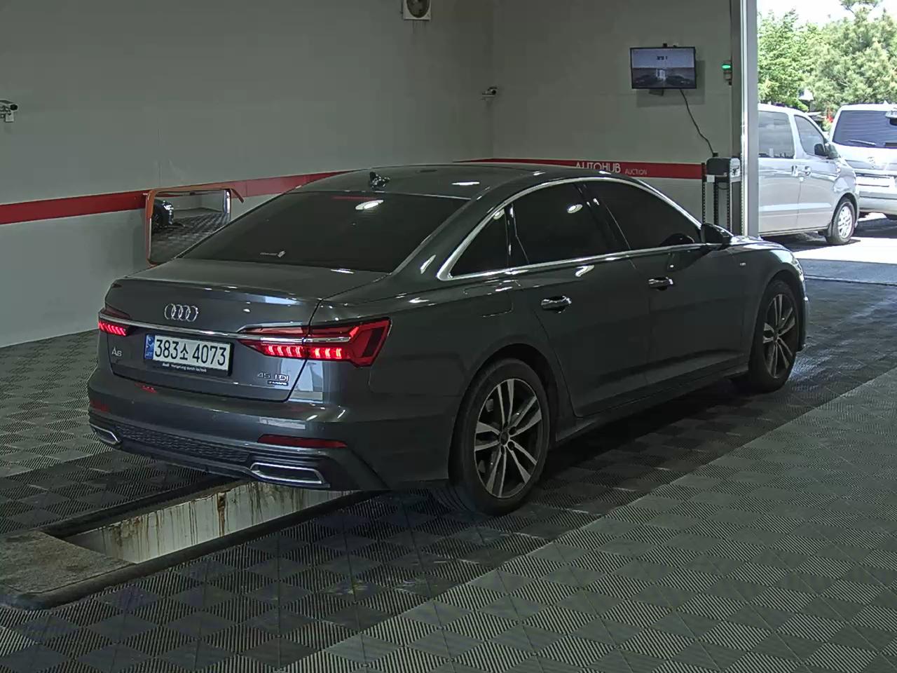 Audi A6 2021 - Image 4