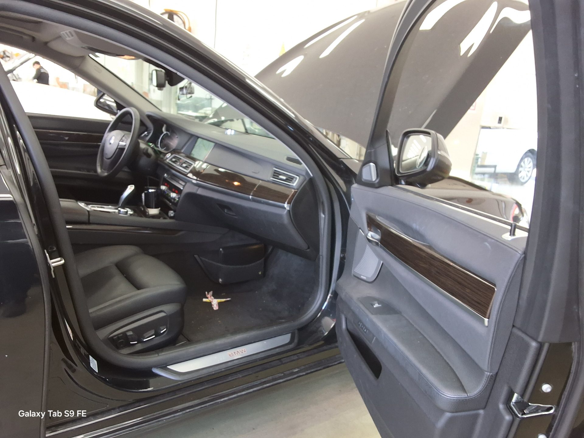 BMW 7 Series - 13