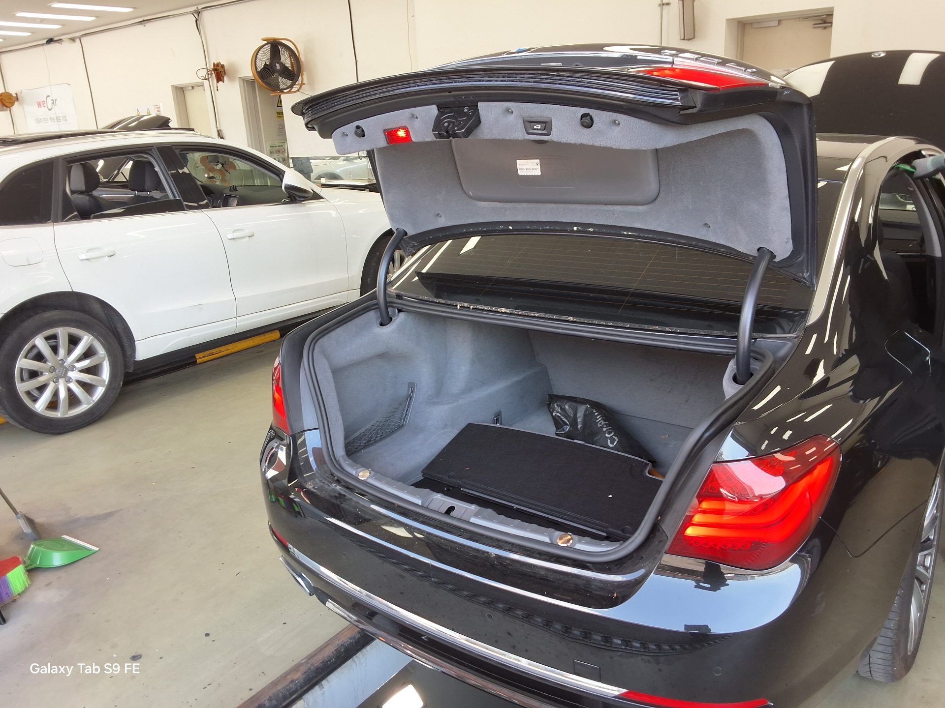 BMW 7 Series - 14
