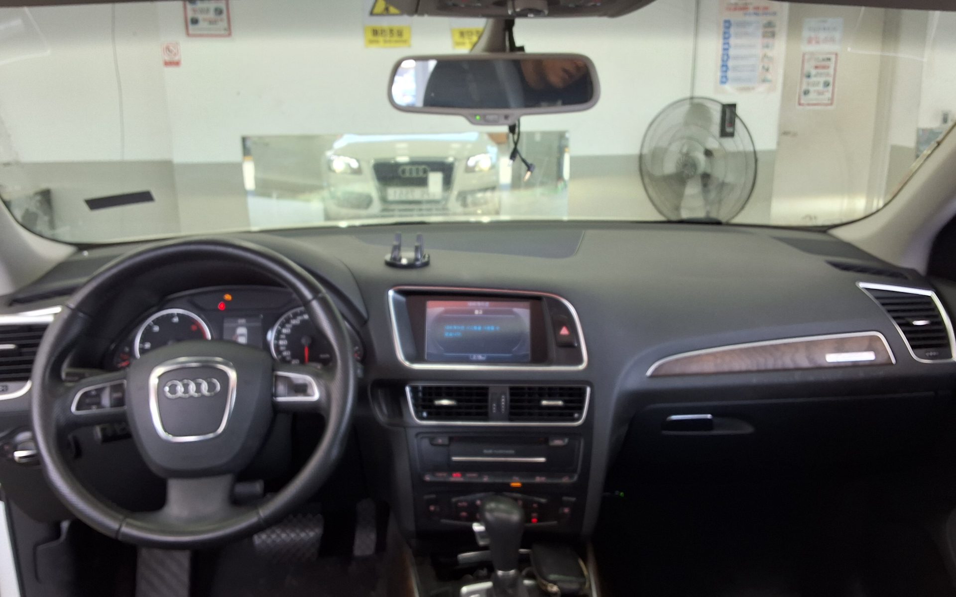 Audi Q5 2012 - Image 10