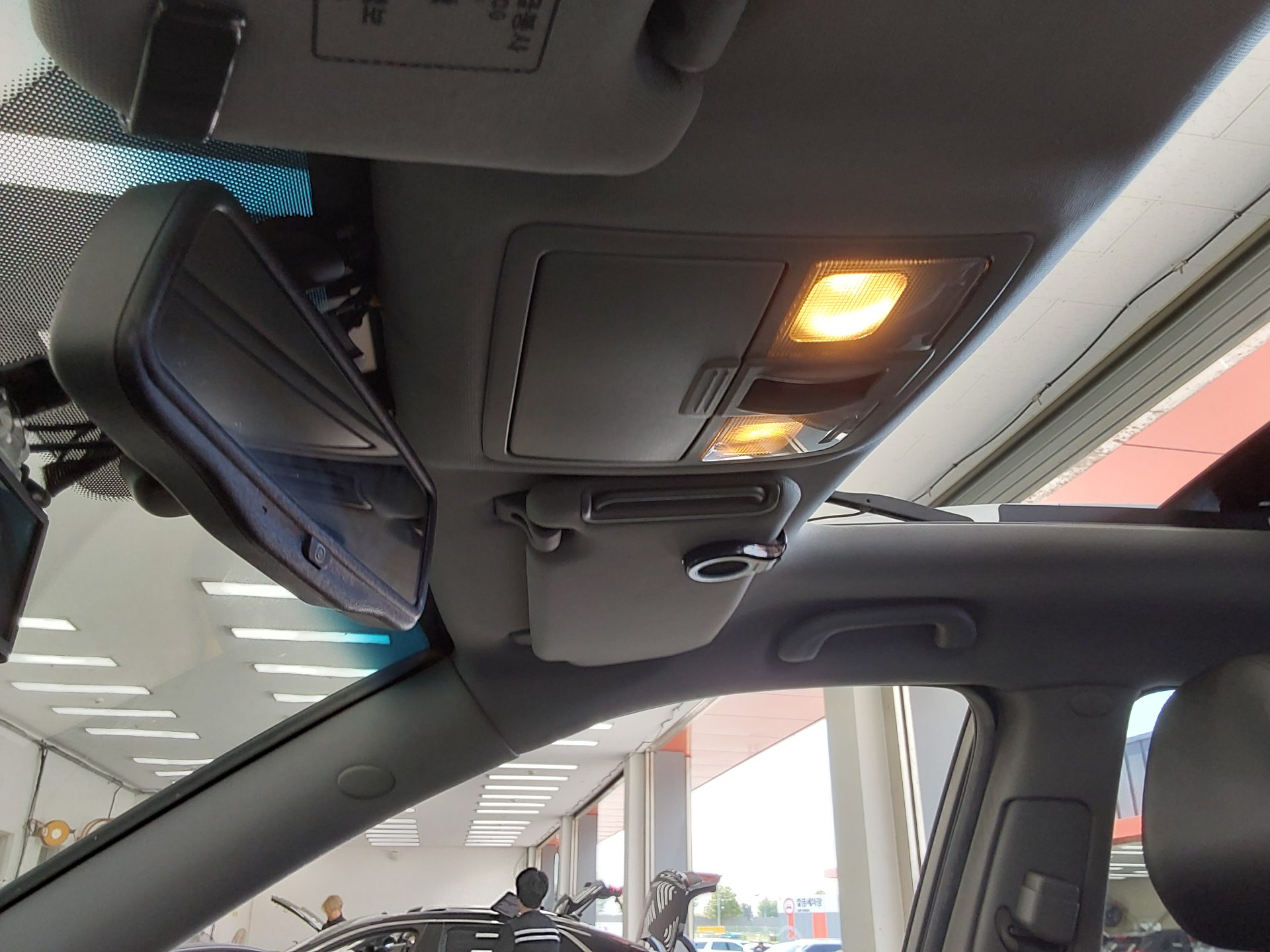 Kia Sorento 2010 - Image 19