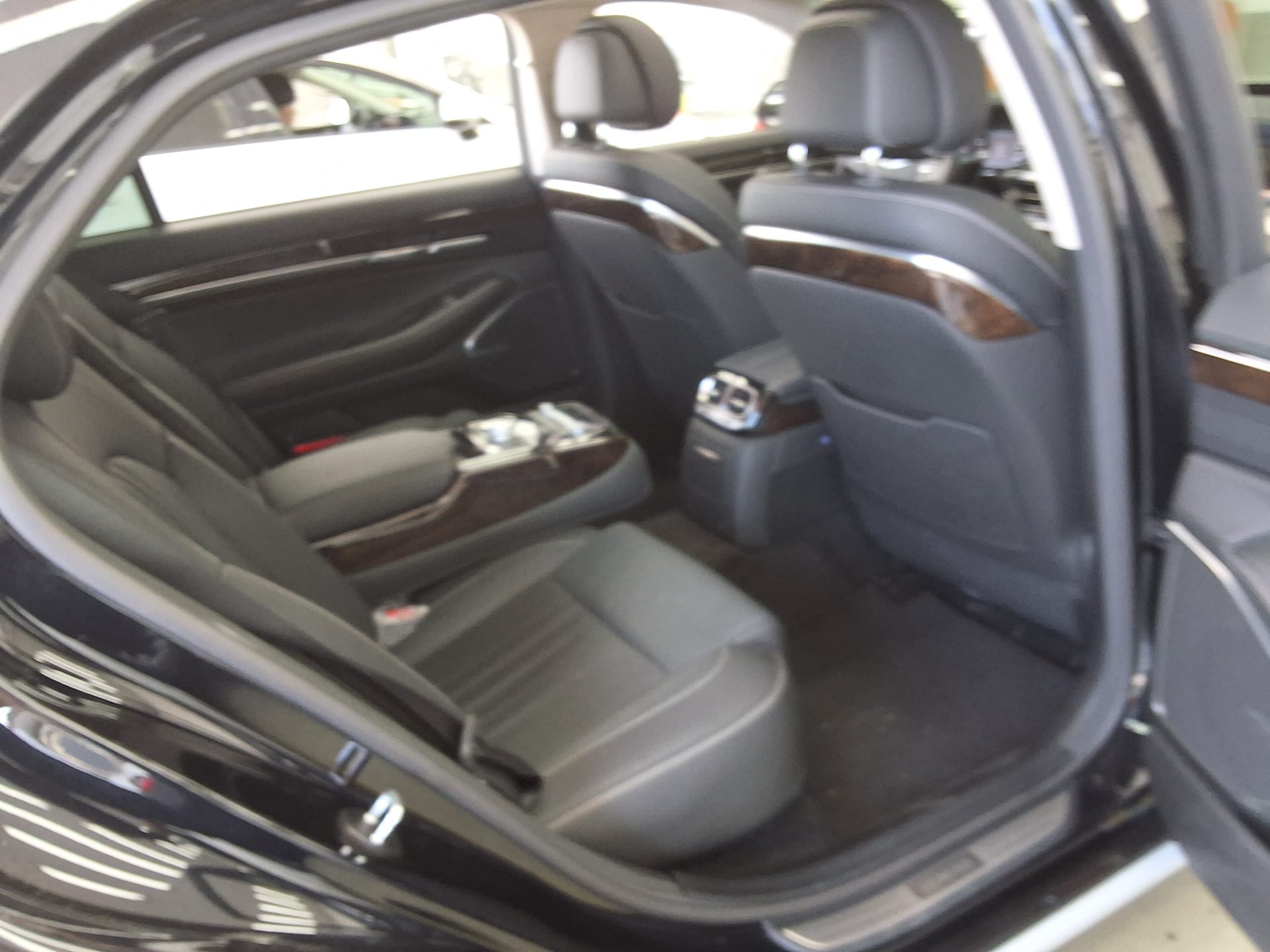 2021 - genesis g90