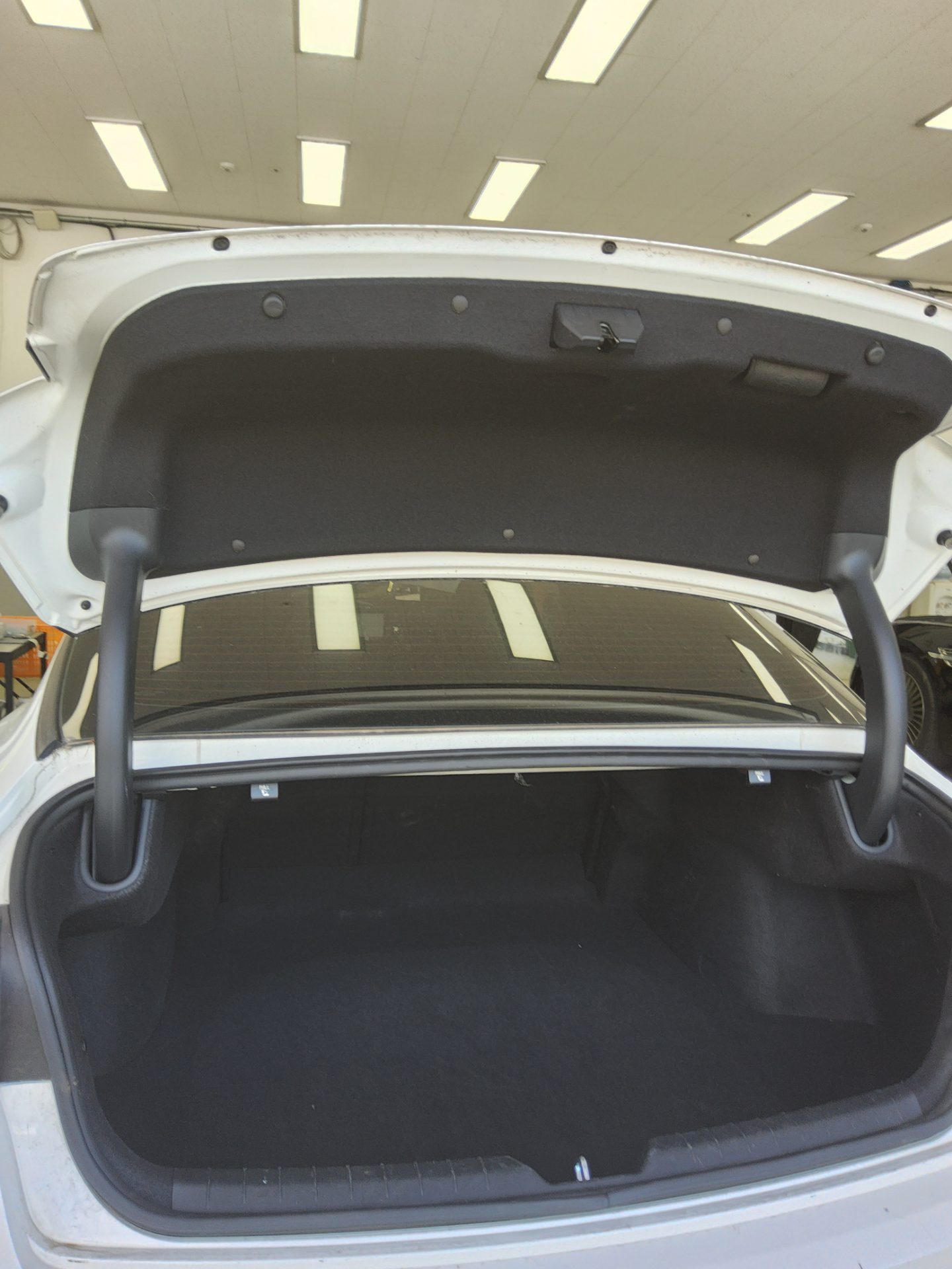 Kia K5 2024 - Image 14