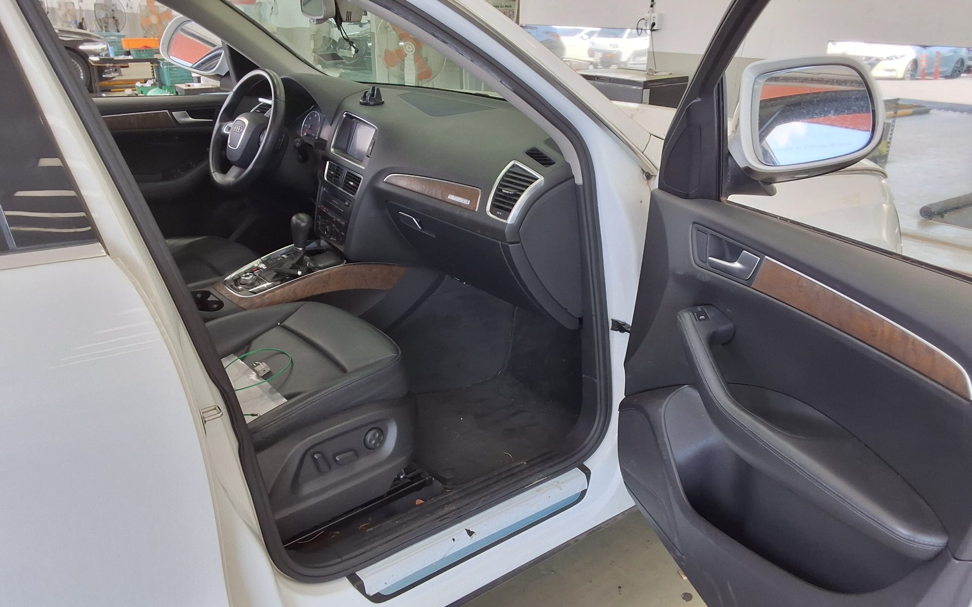 Audi Q5 2012 - Image 13