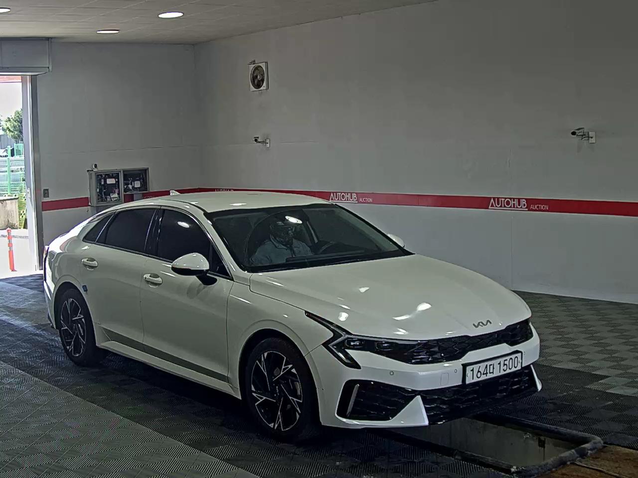 Kia K5 2024 - Image 2