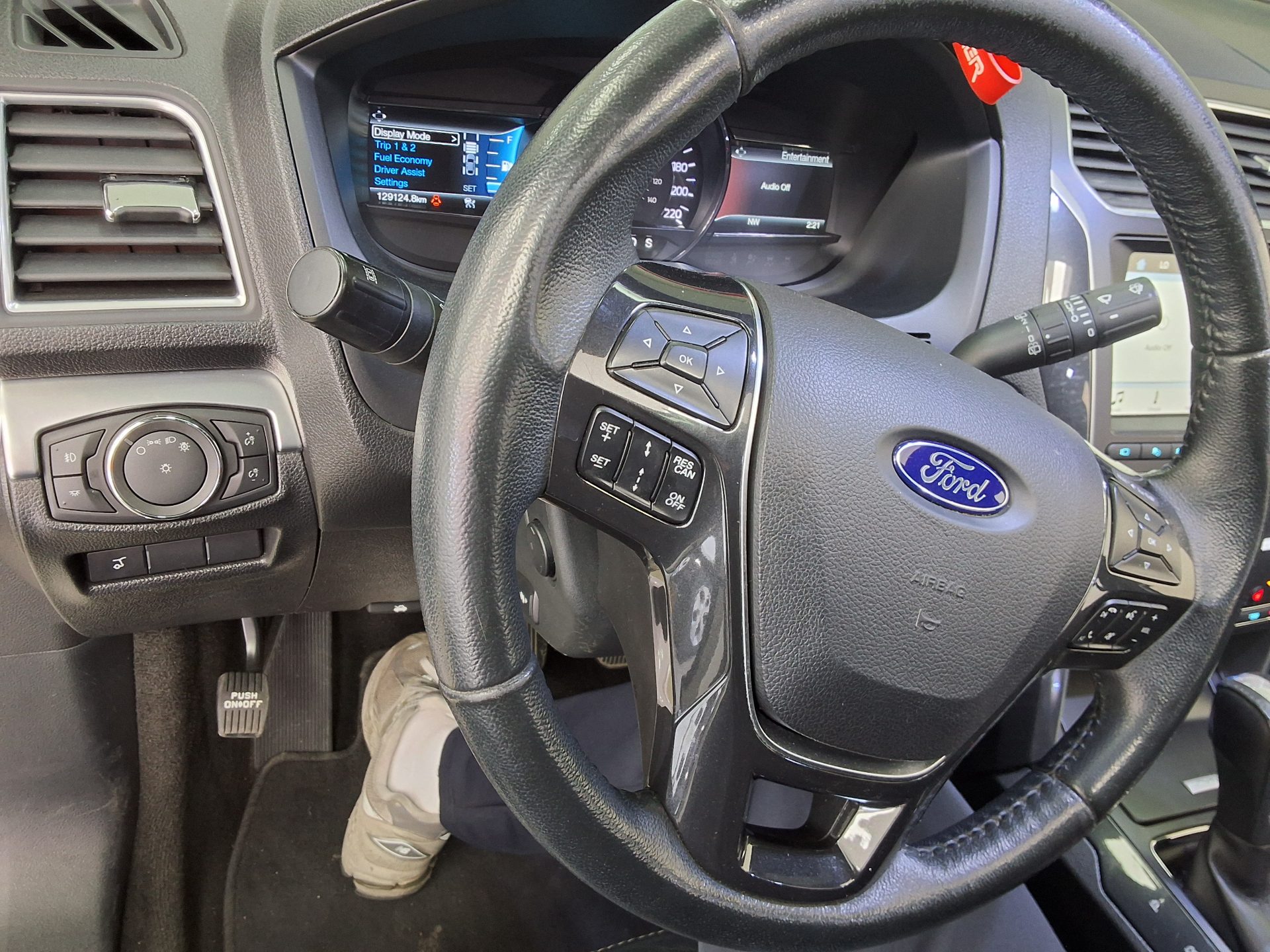 Ford Ford Mustang 2017 - Image 16