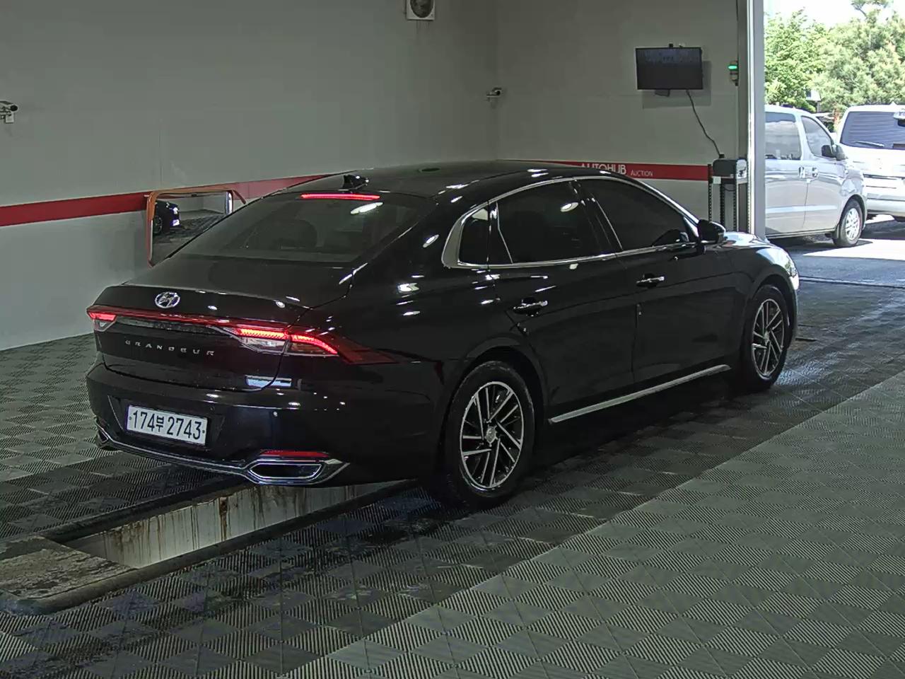 Hyundai Grandeur 2020 - Image 4