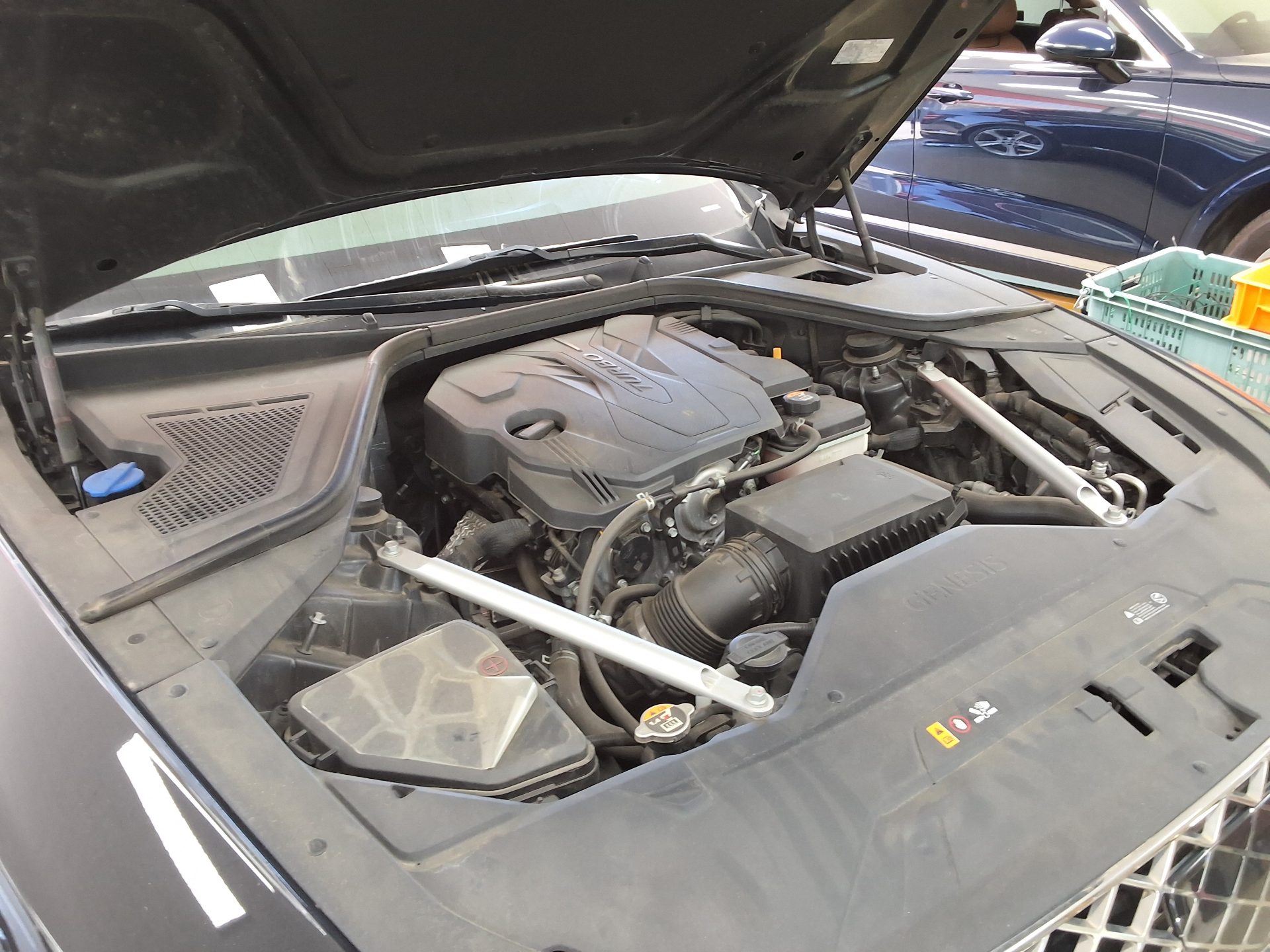 Hyundai Genesis 2021 - Image 17