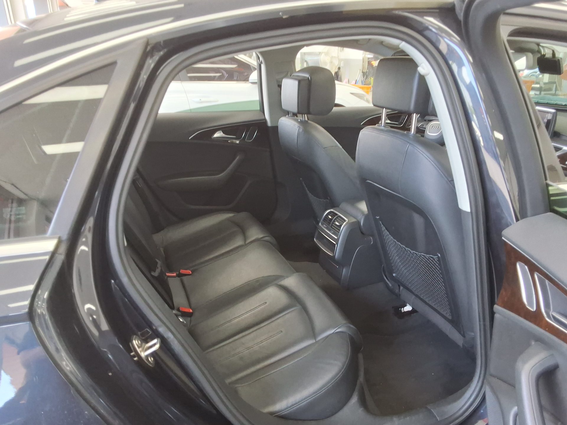 Audi A6 2014 - Image 12