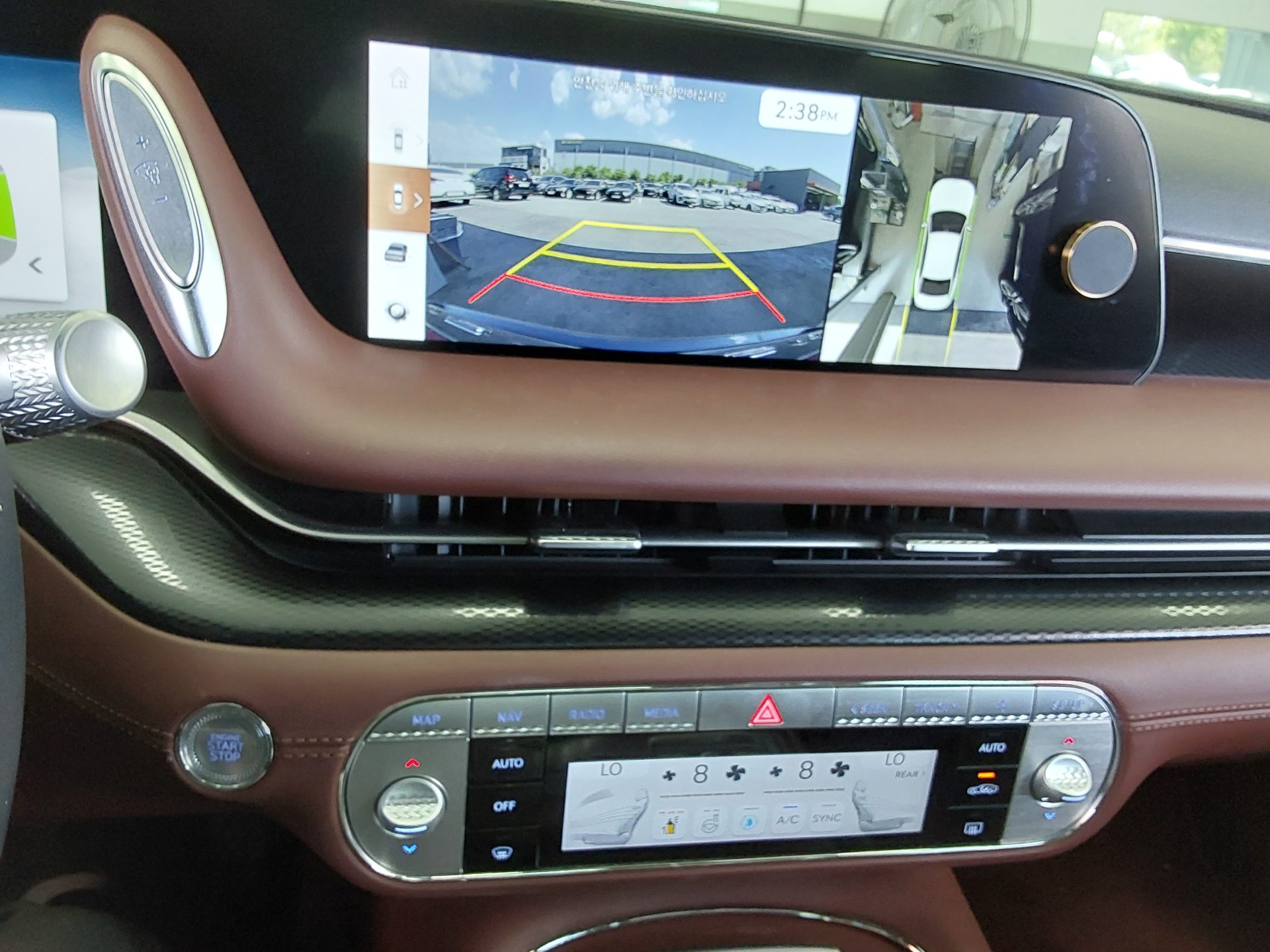 2022 - genesis g90