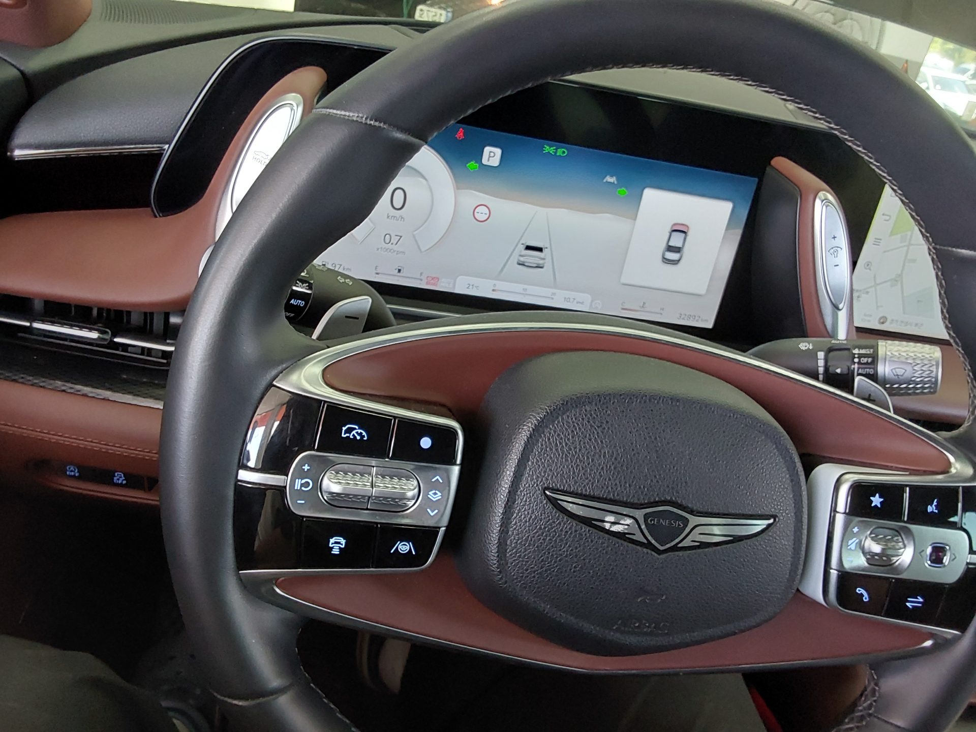 2022 - genesis g90