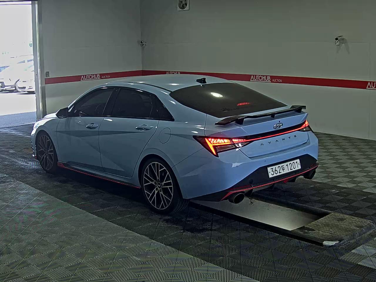 Hyundai Elantra - 5