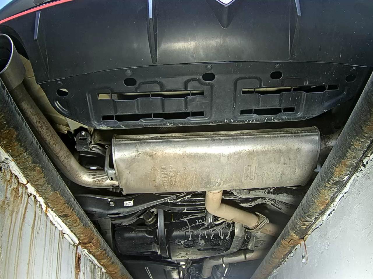 Hyundai Elantra - 7