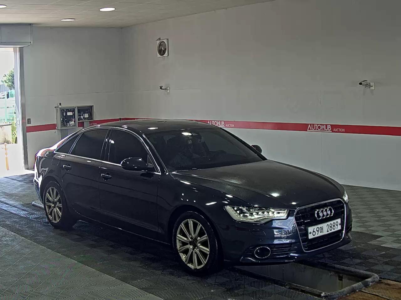 Audi A6 2014 - Image 2