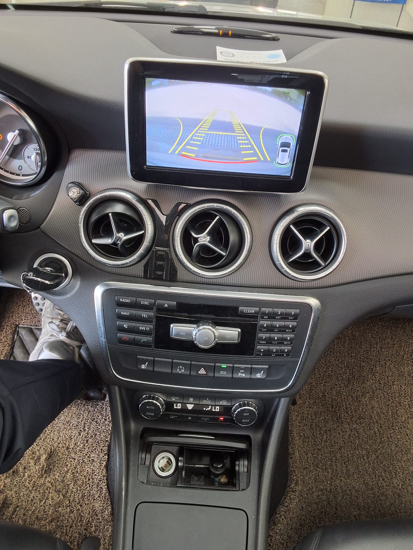 Mercedes-Benz CLA-Class 2014 - Image 10