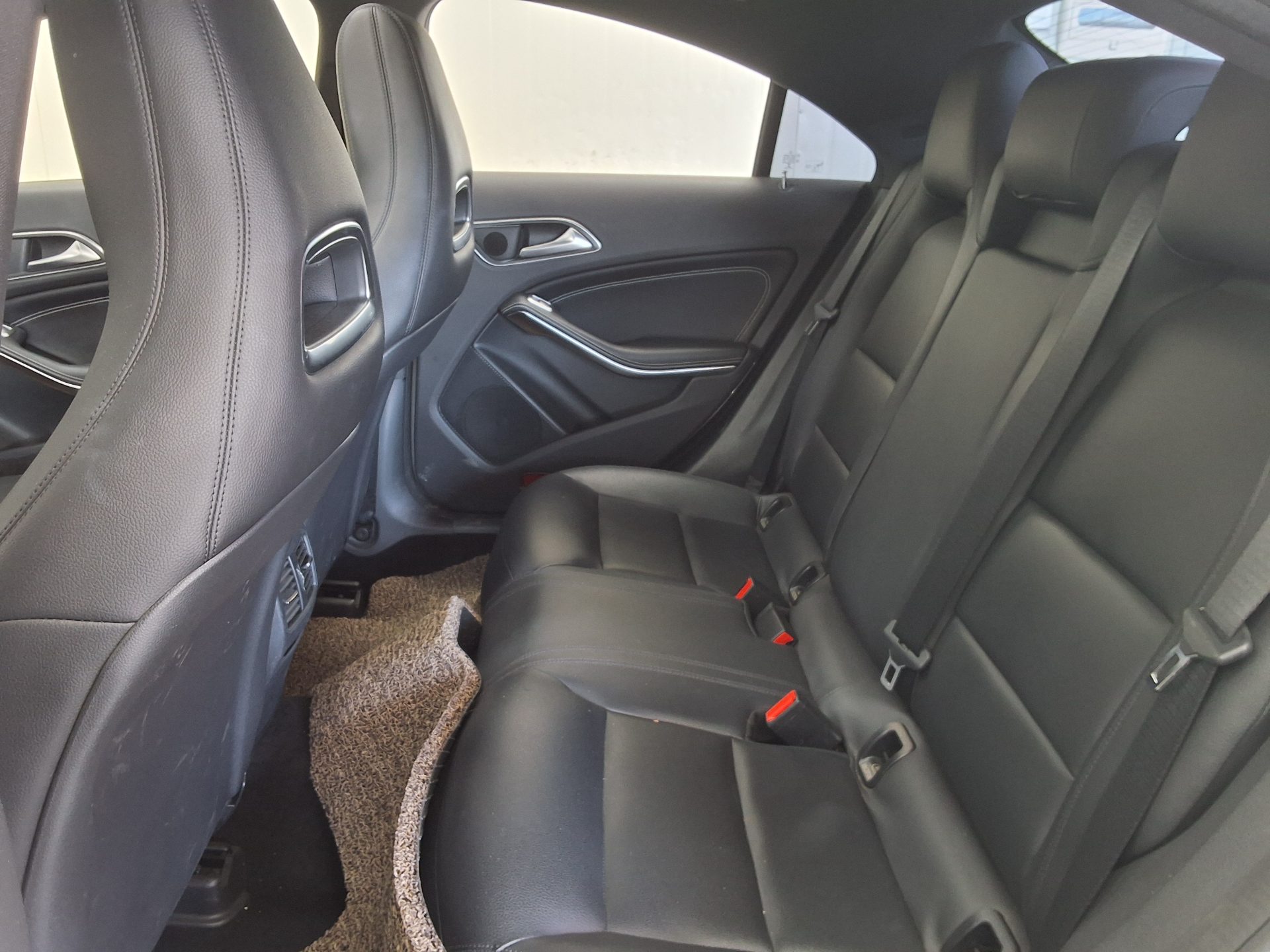 Mercedes-Benz CLA-Class 2014 - Image 11